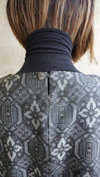 大島紬を使用した灰色のワンピース K190