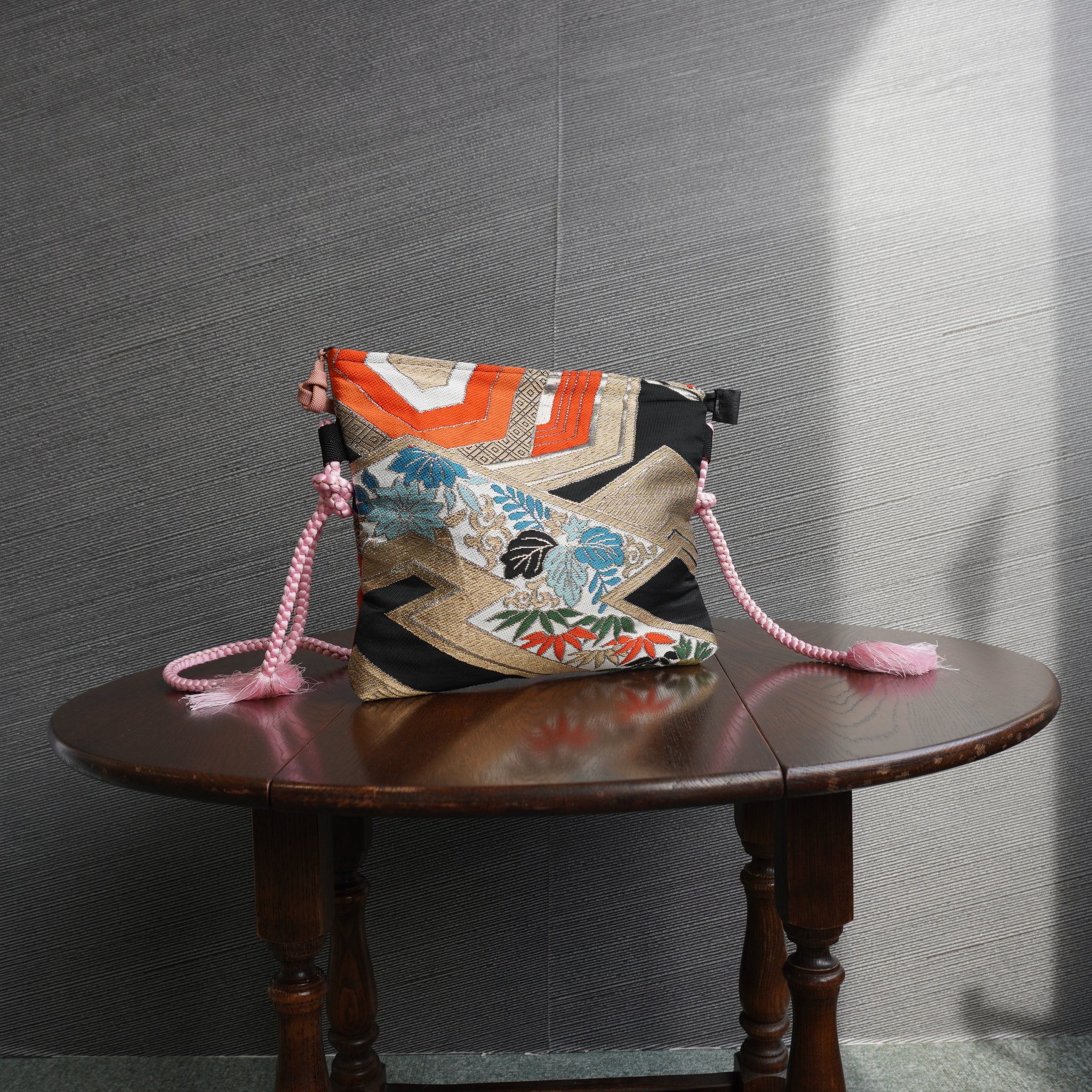 Pouch Made with Kimono Obi K008