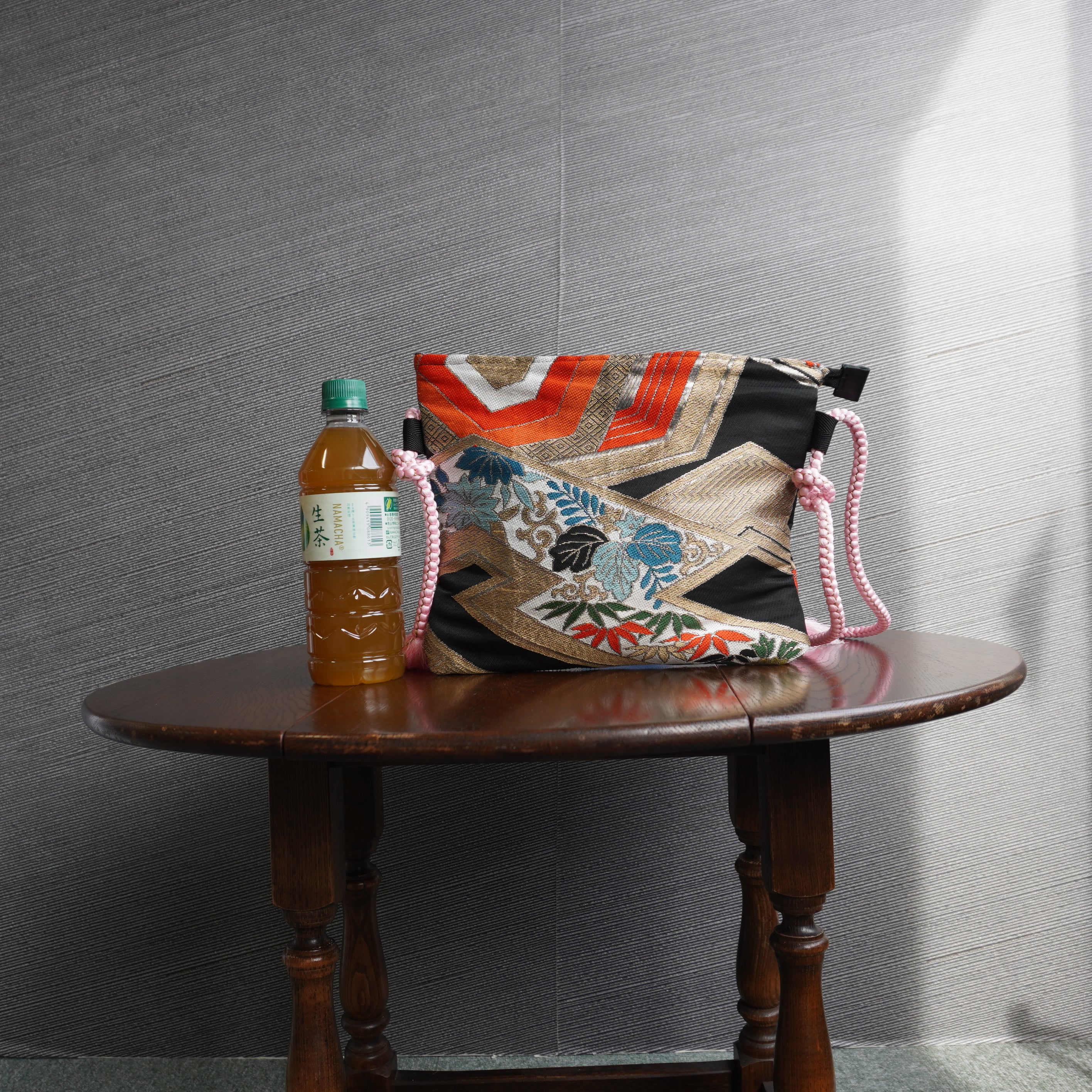 Pouch Made with Kimono Obi K008