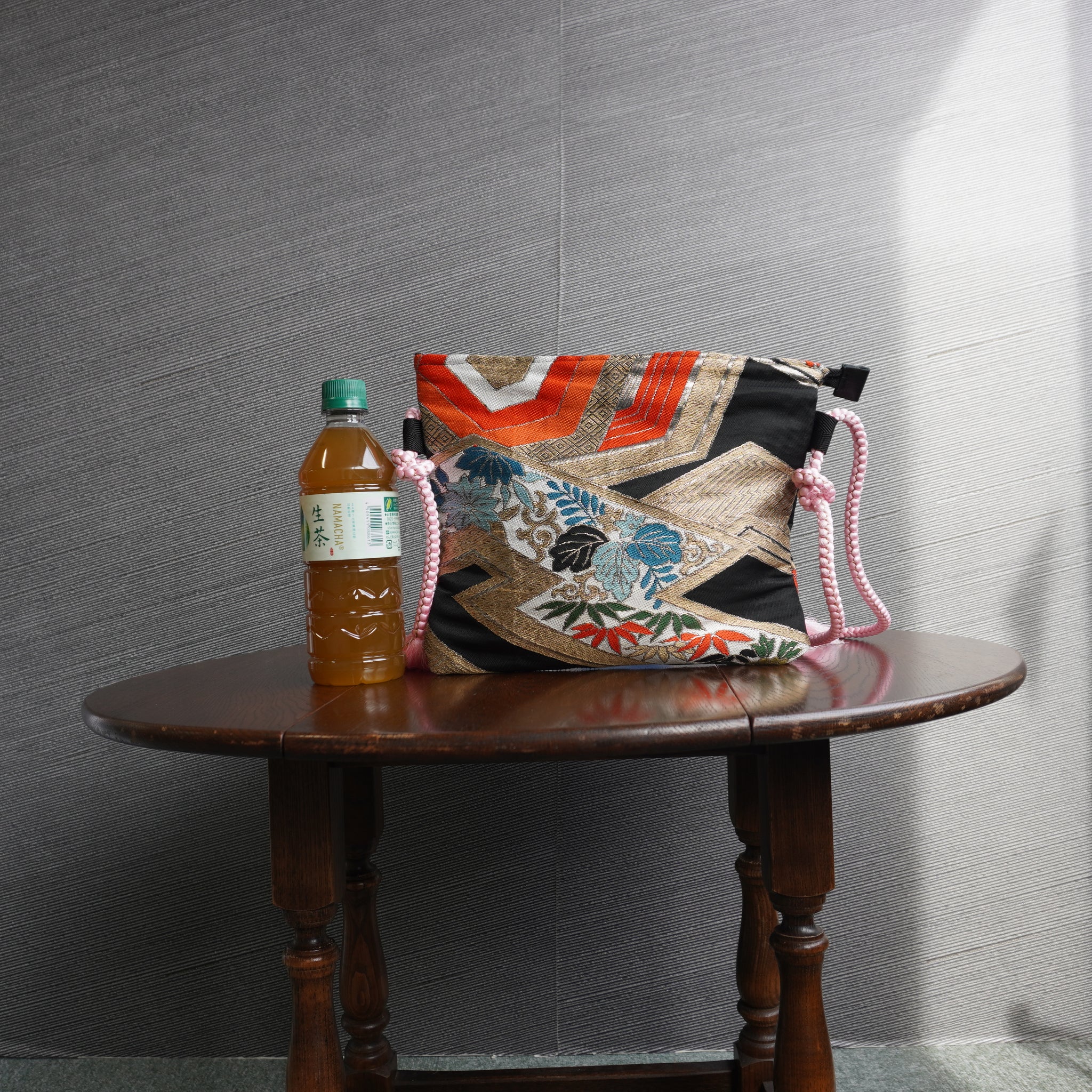 Pouch Made with Kimono Obi K008