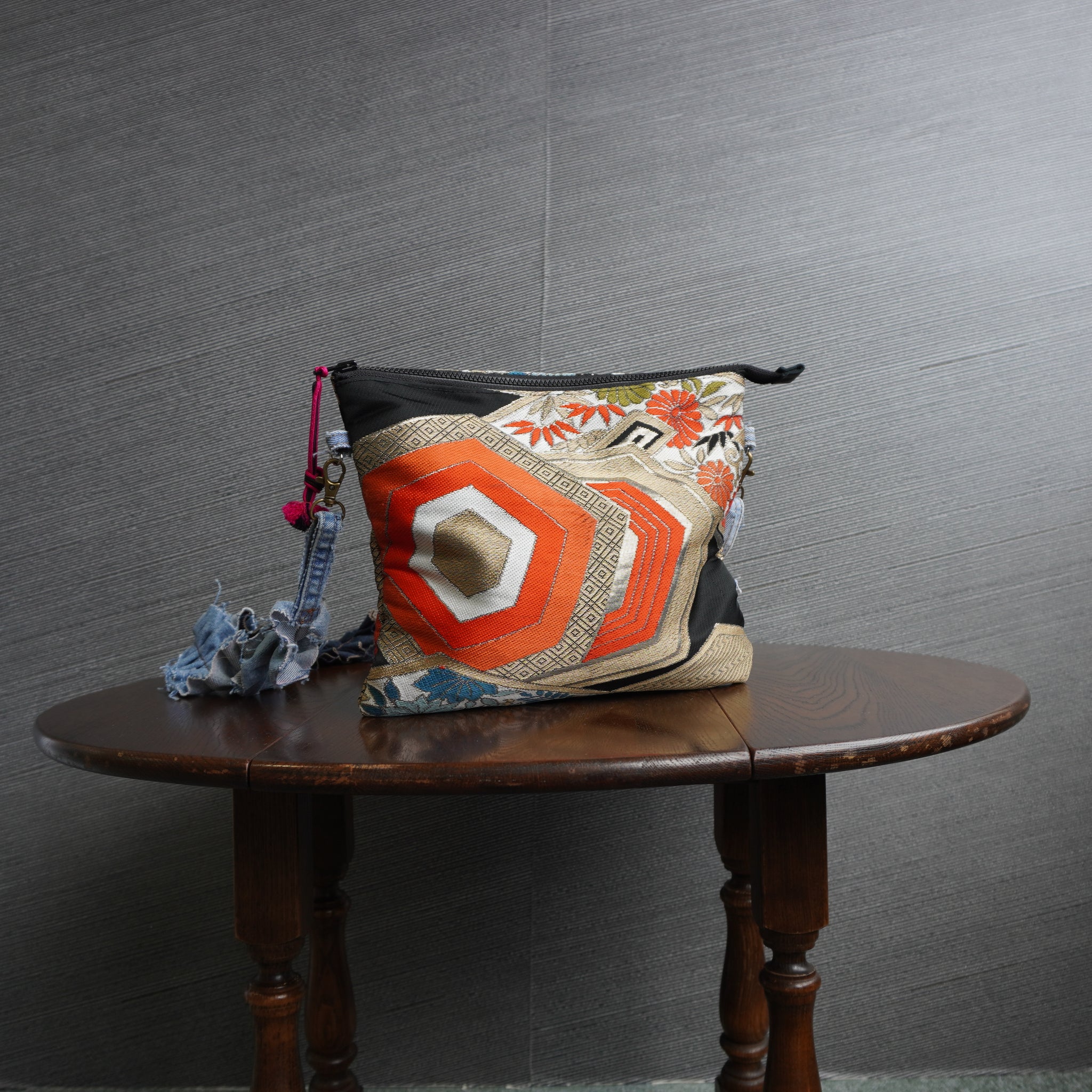 着物帯を使用したポーチ　K005