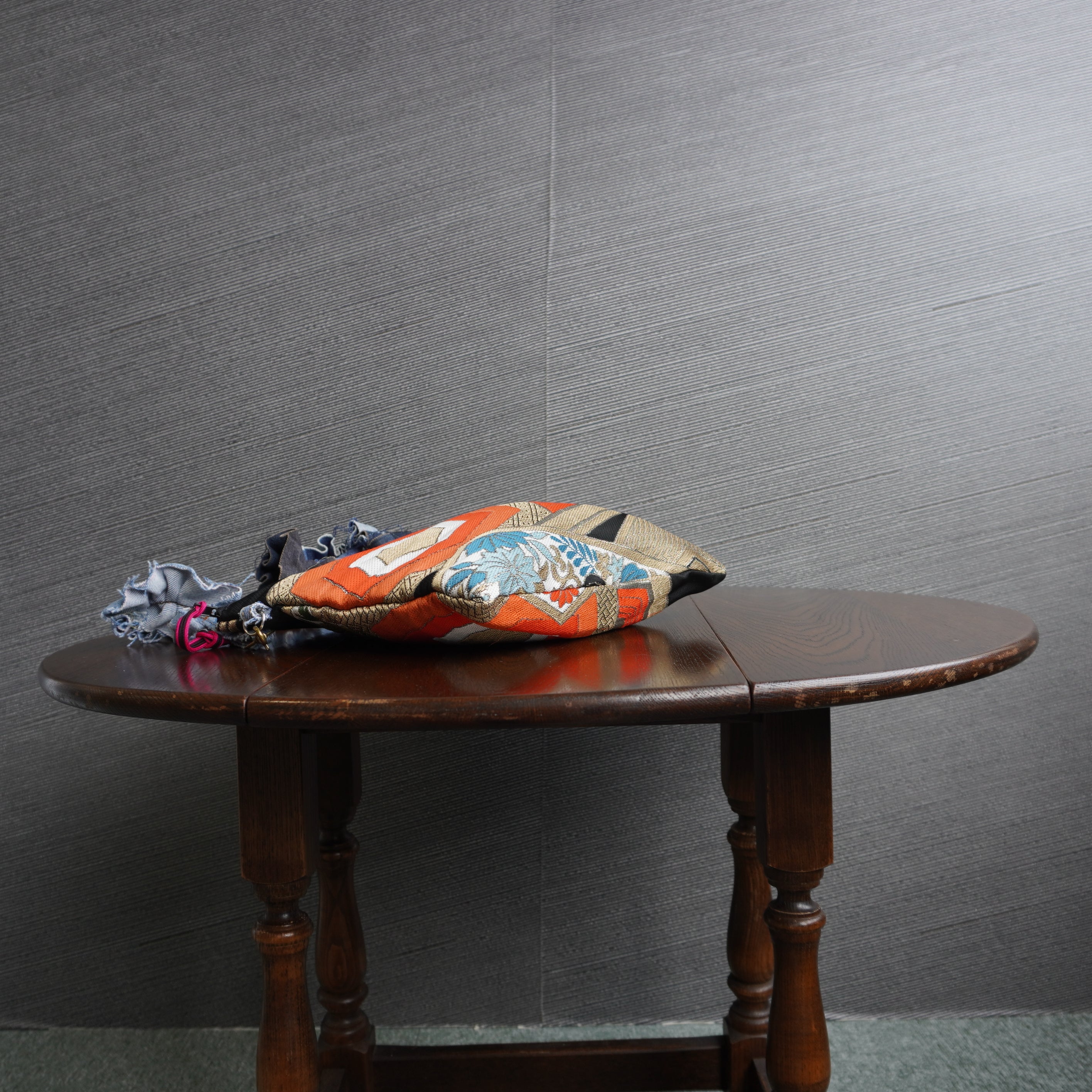 着物帯を使用したポーチ　K005