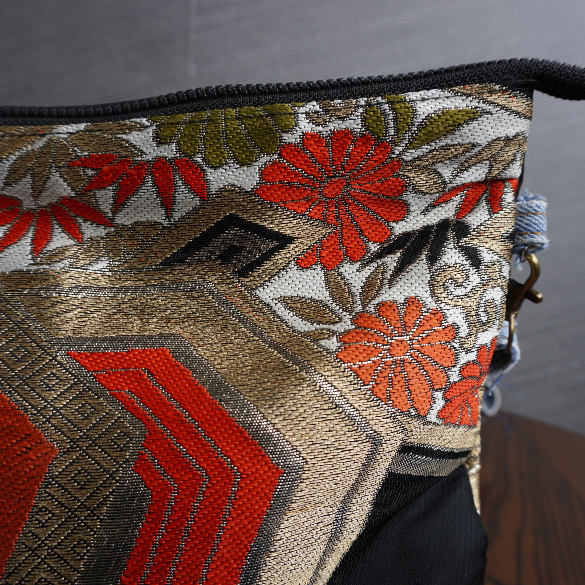 着物帯を使用したポーチ　K005