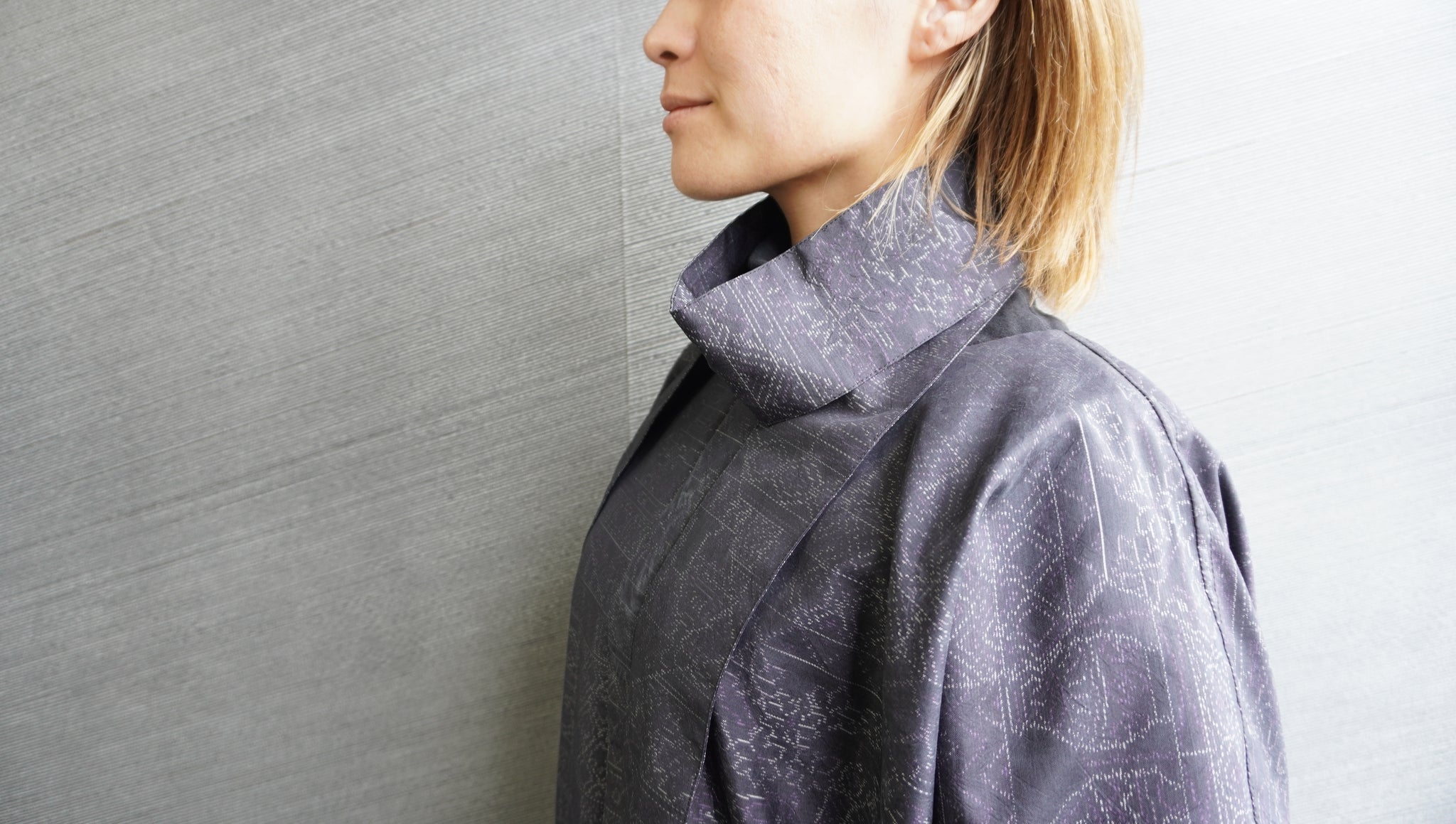 大島紬を使用した群青色のワンピース K188