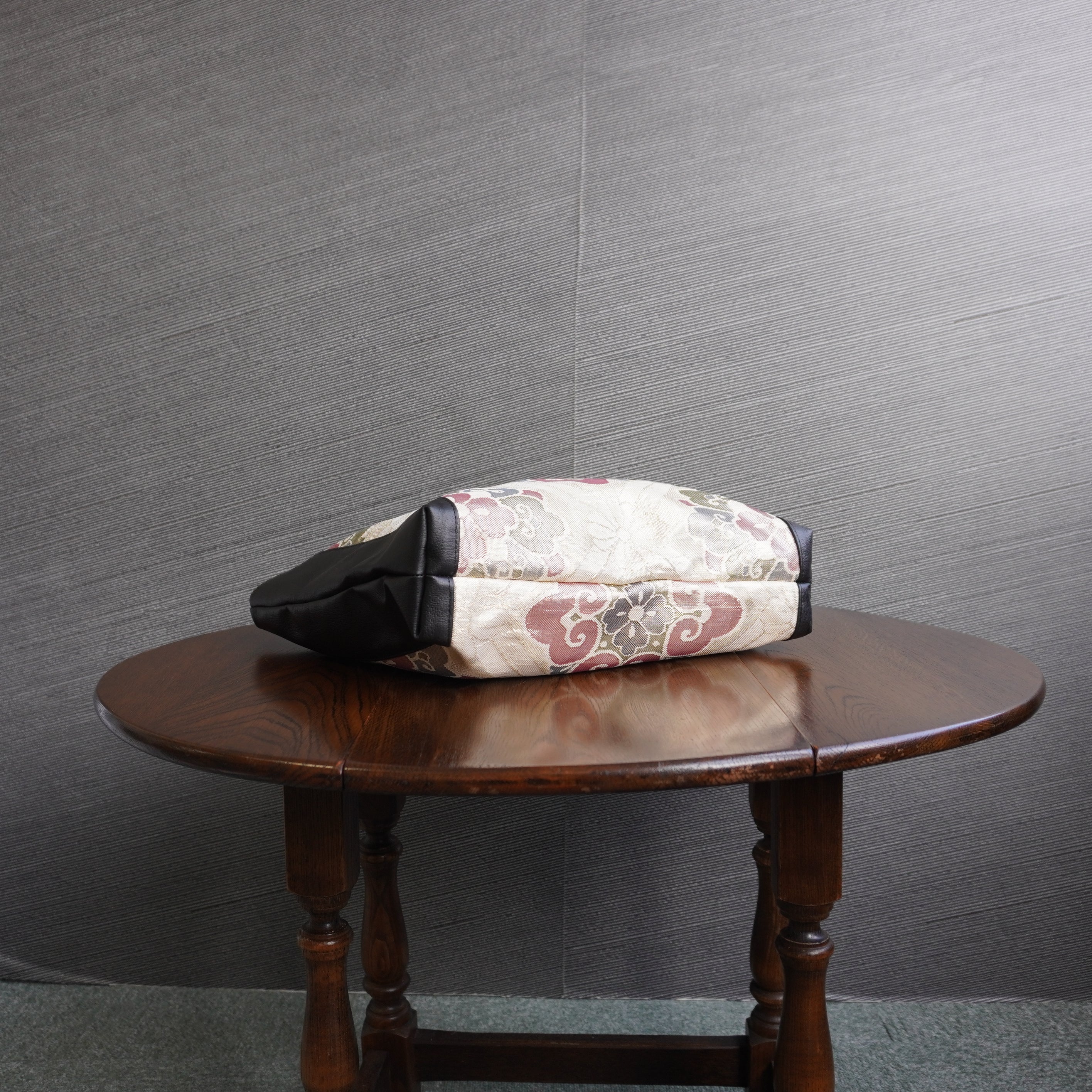 着物と本革使用　着物リメイクトートバッグ　レザーバッグ　K034