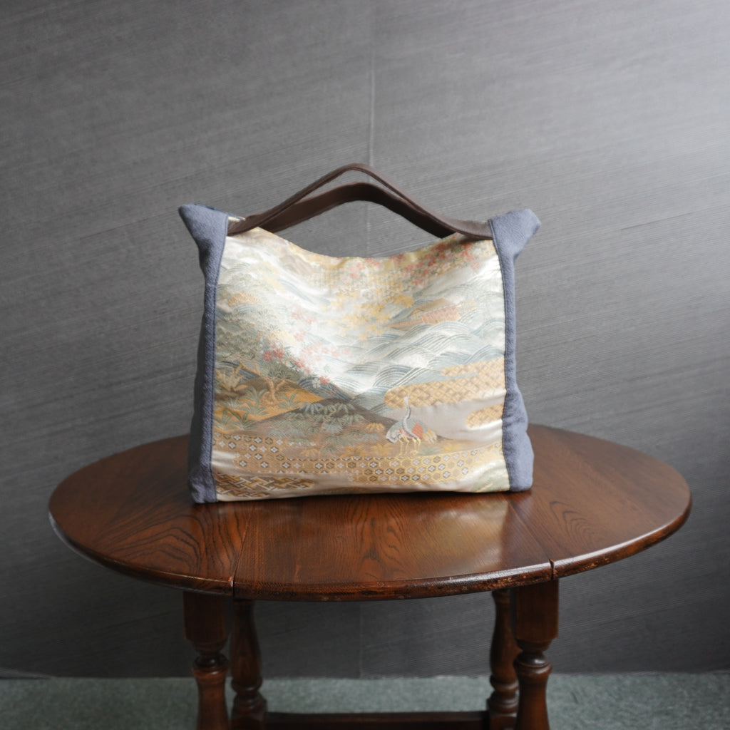 豪華な帯使用　アップサイクルバッグ　K033