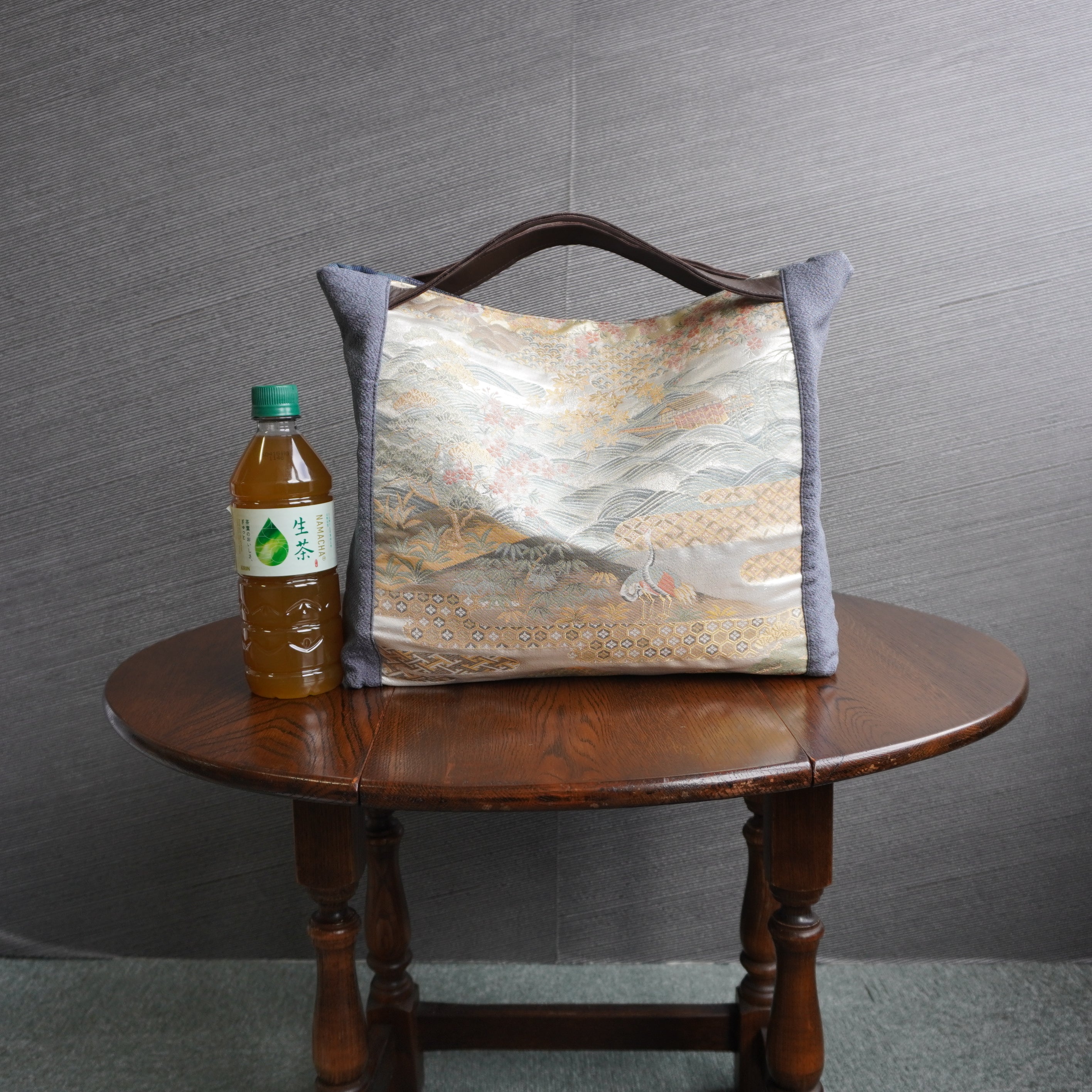 豪華な帯使用　アップサイクルバッグ　K033