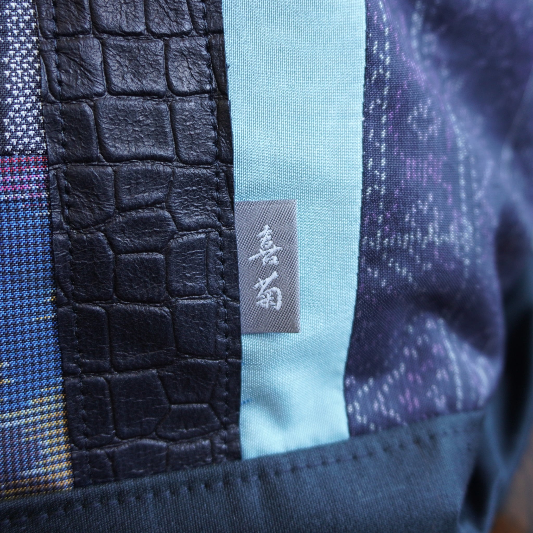 パッチワーク仕様のトートバッグ K204