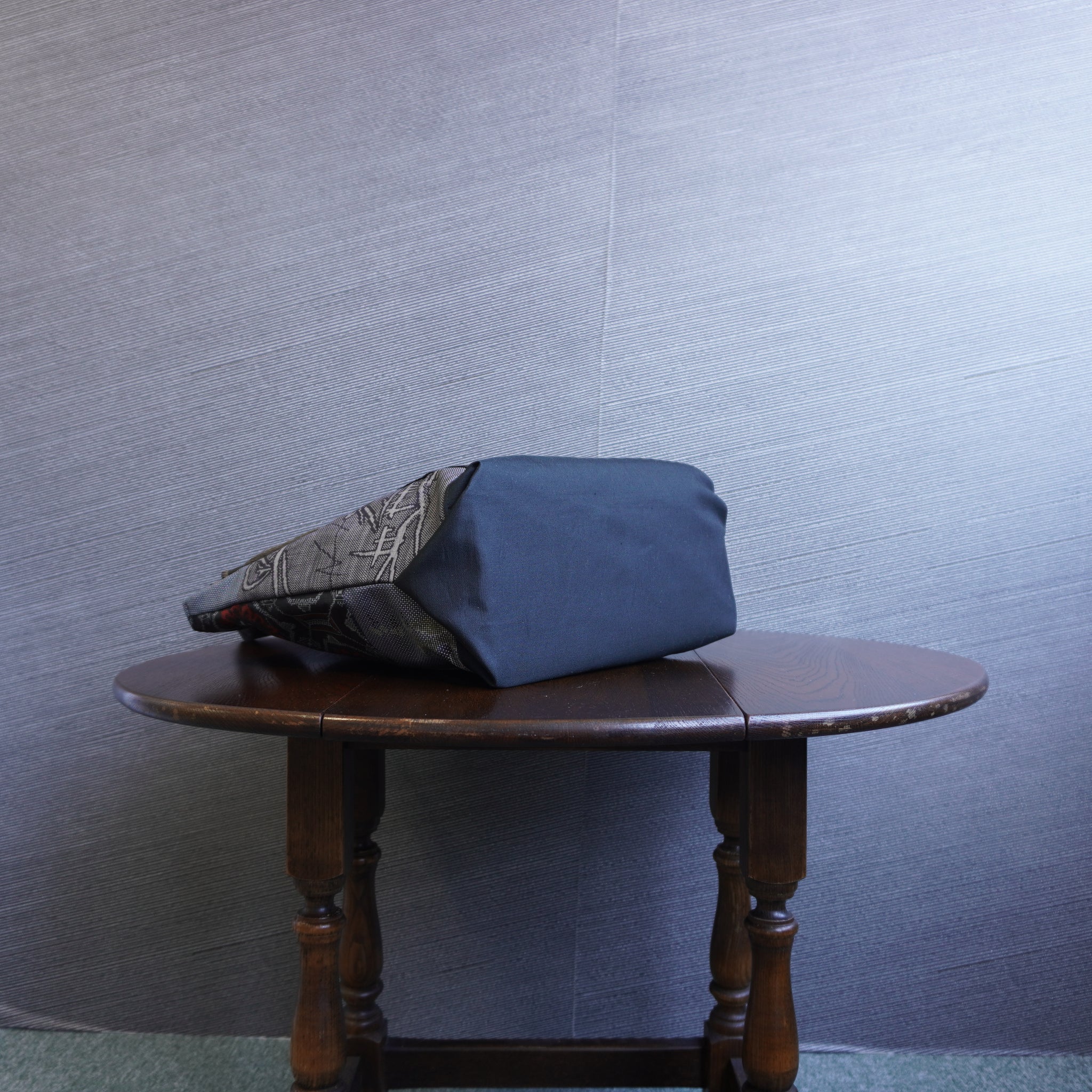 パッチワーク仕様のトートバッグ K204