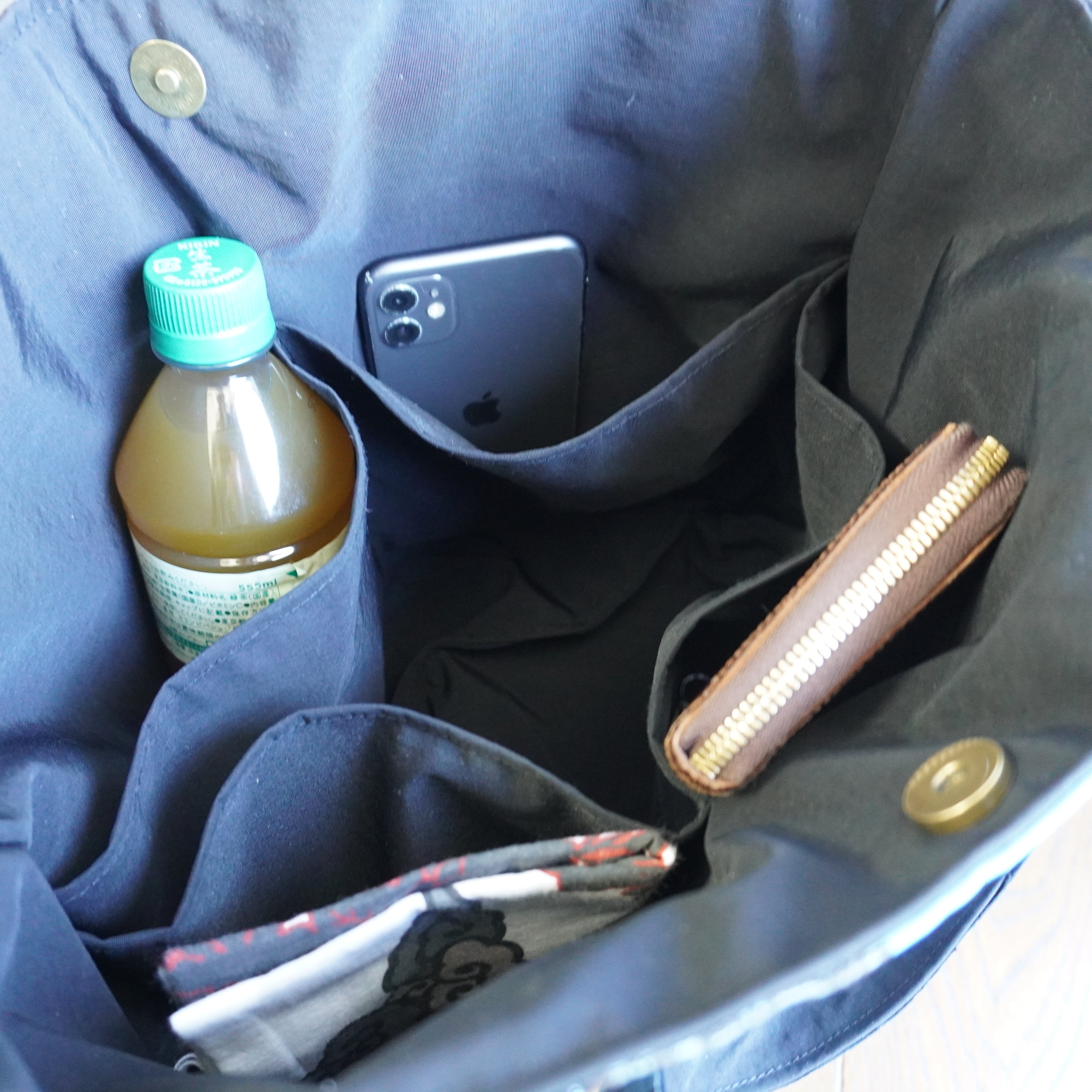 パッチワーク仕様のトートバッグ K204