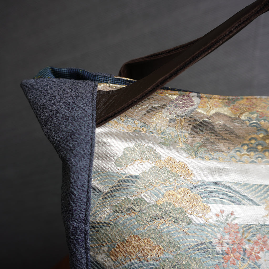 豪華な帯使用　アップサイクルバッグ　K033