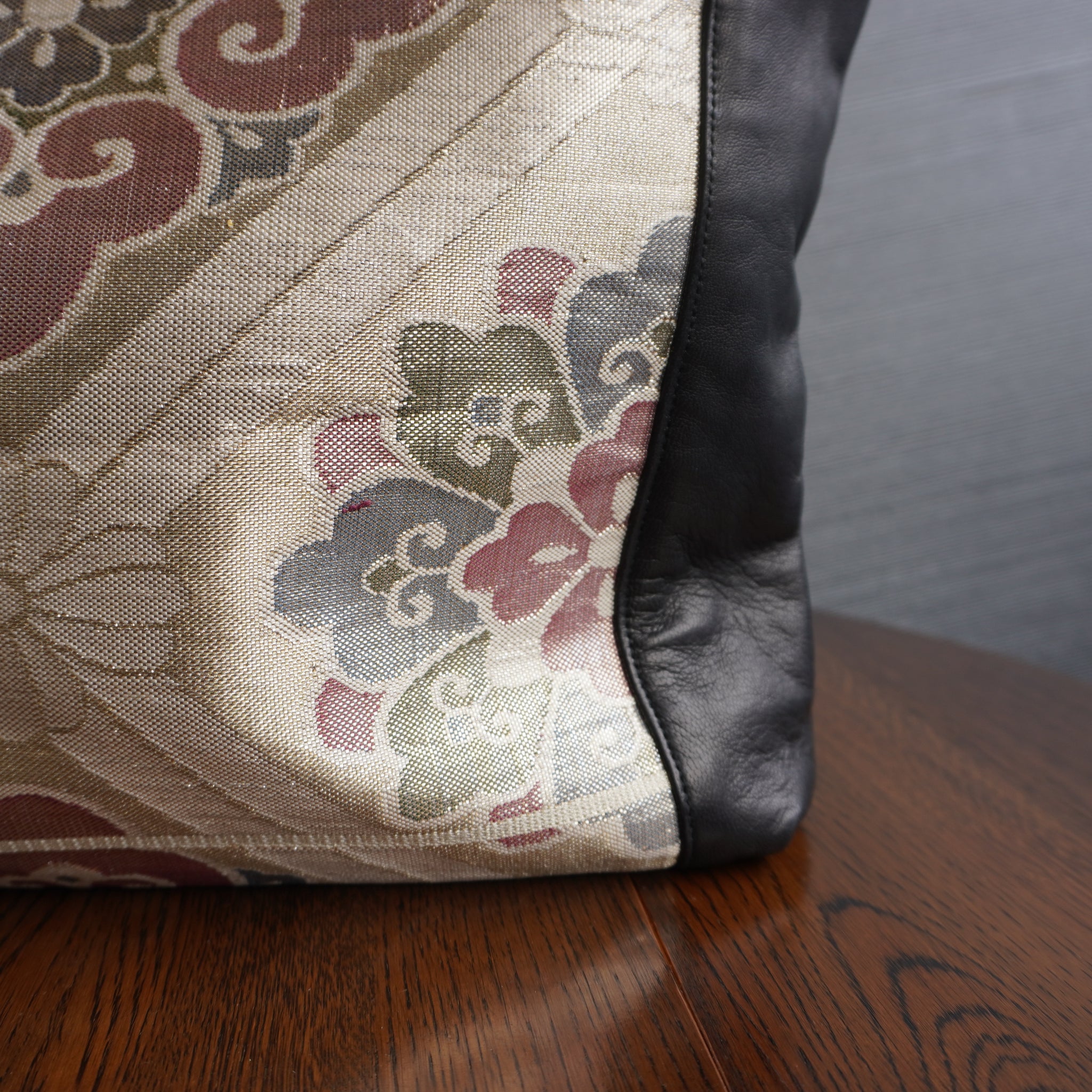 着物と本革使用　着物リメイクトートバッグ　レザーバッグ　K031