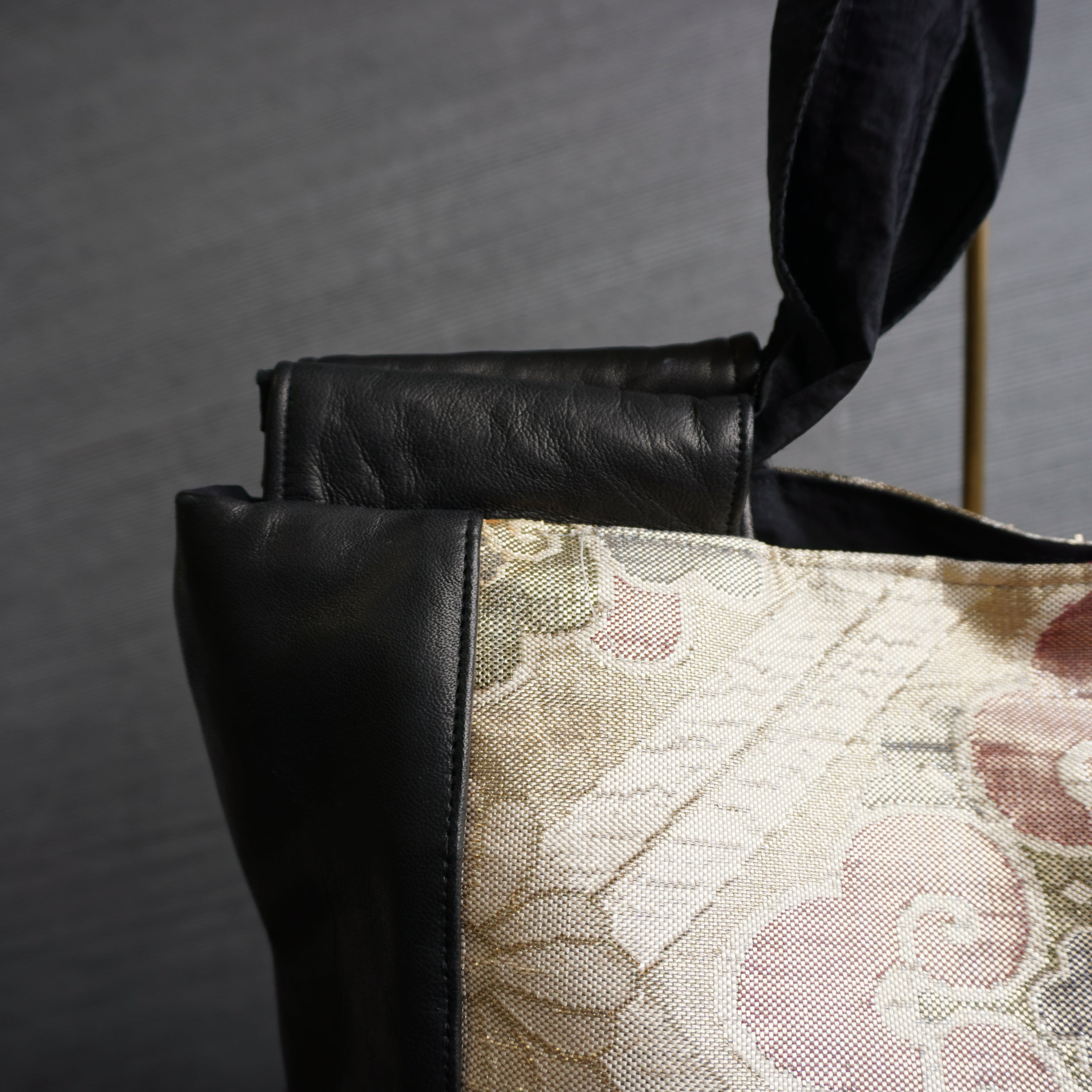 着物と本革使用　着物リメイクトートバッグ　レザーバッグ　K031