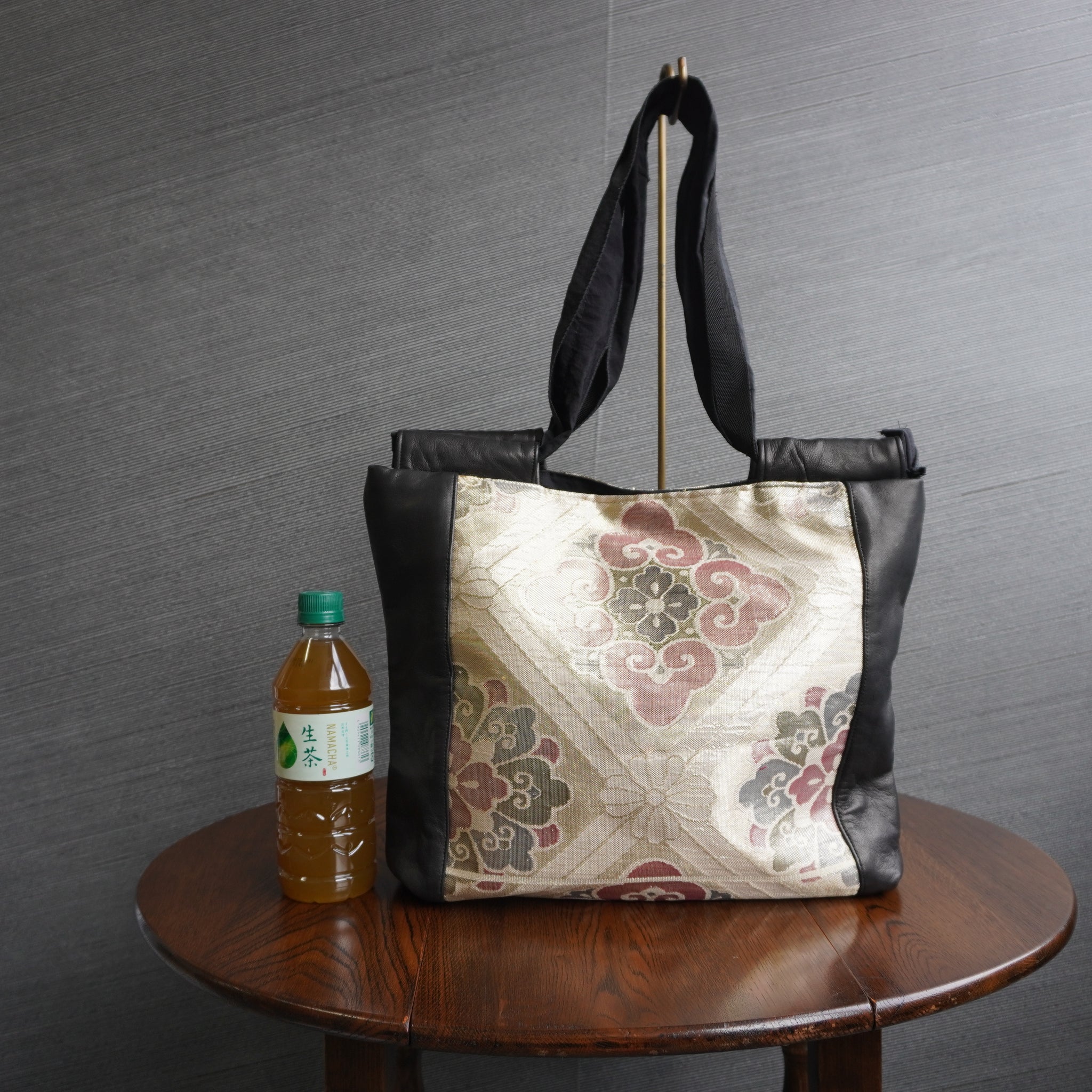 着物と本革使用　着物リメイクトートバッグ　レザーバッグ　K031