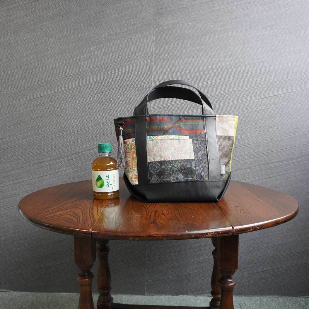 上質な着物リメイク　アップサイクルバッグ　レザーバッグ　K144