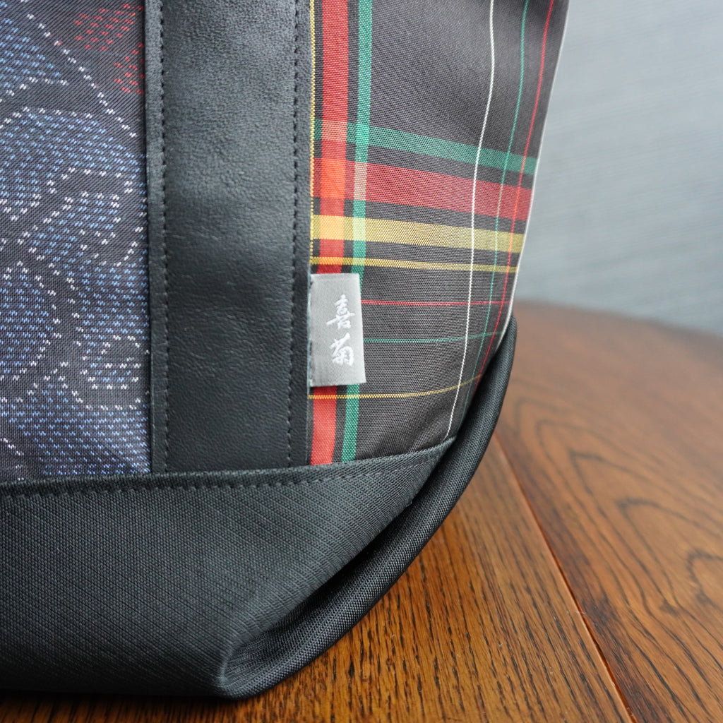 パッチワーク仕様のミニトートバッグ K146