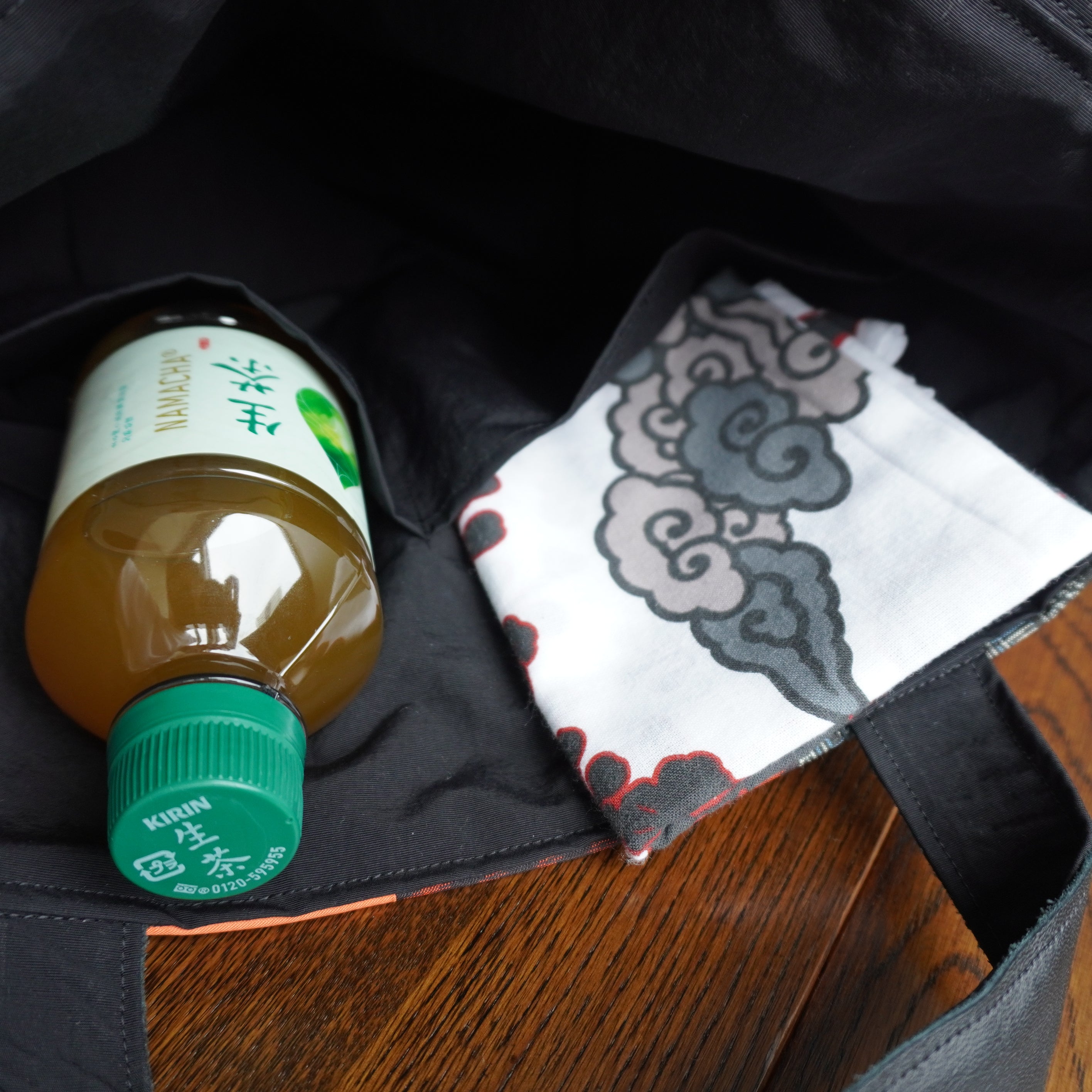 パッチワーク仕様のミニトートバッグ K146