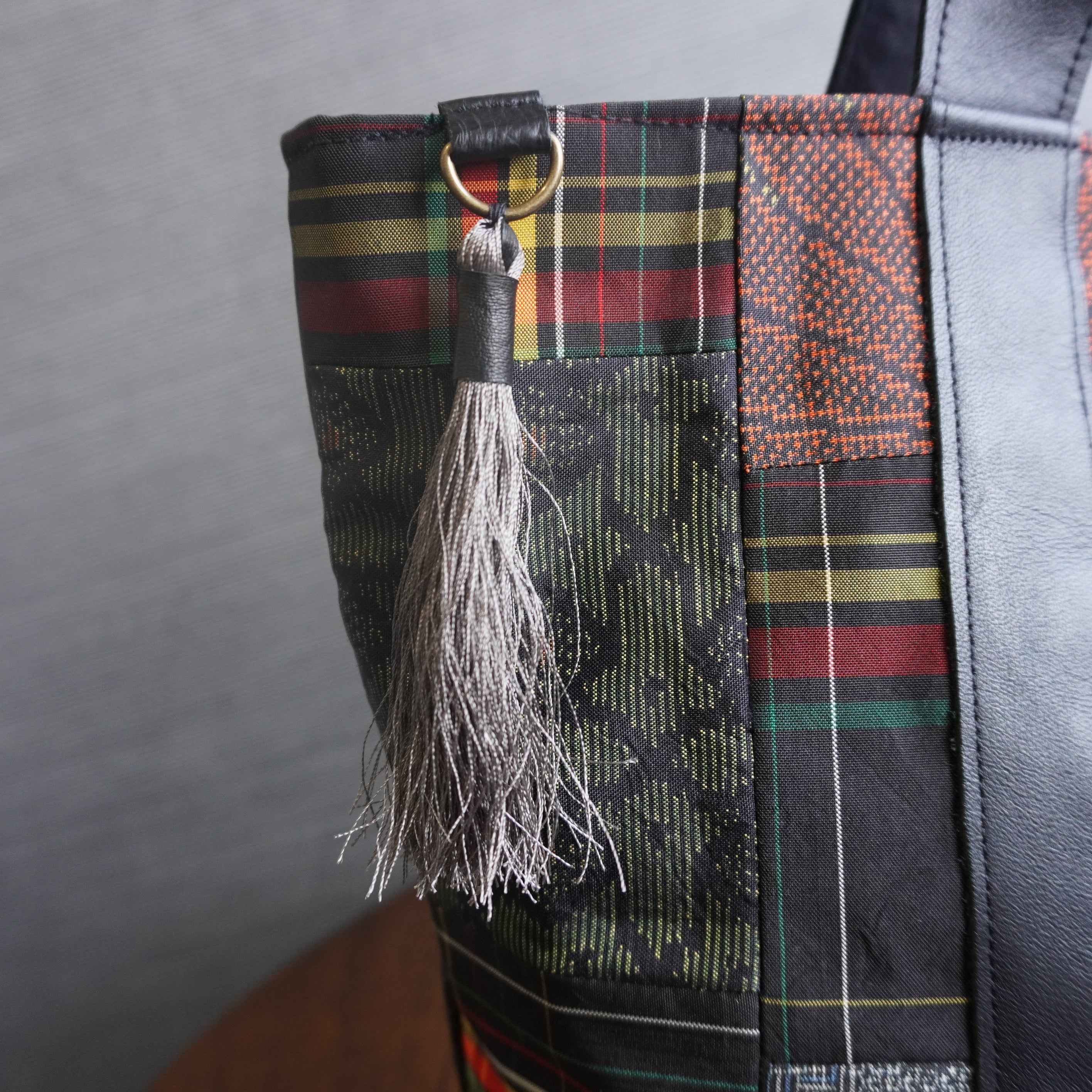 パッチワーク仕様のトートバッグ K166