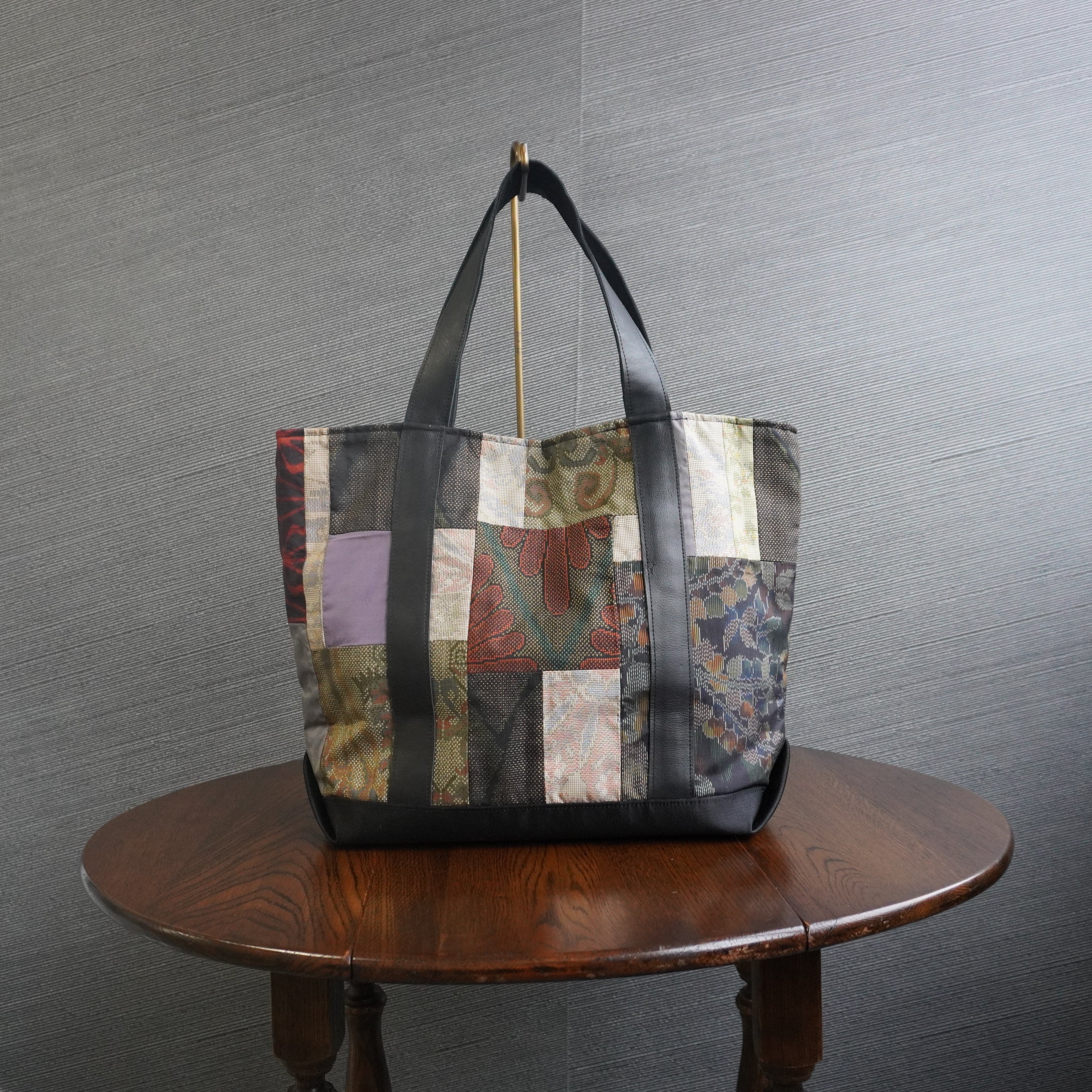 パッチワーク仕様のトートバッグ K147