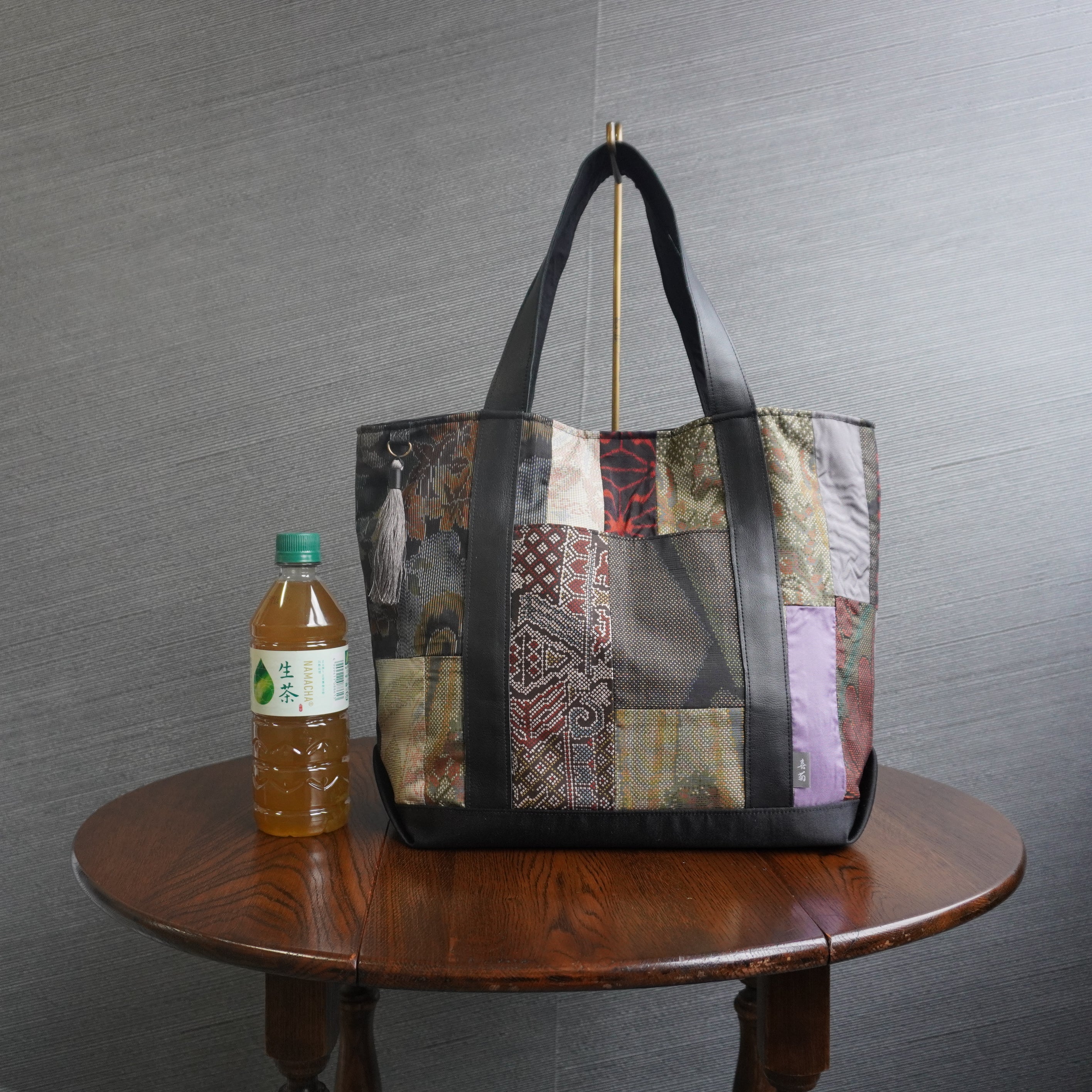 パッチワーク仕様のトートバッグ K147