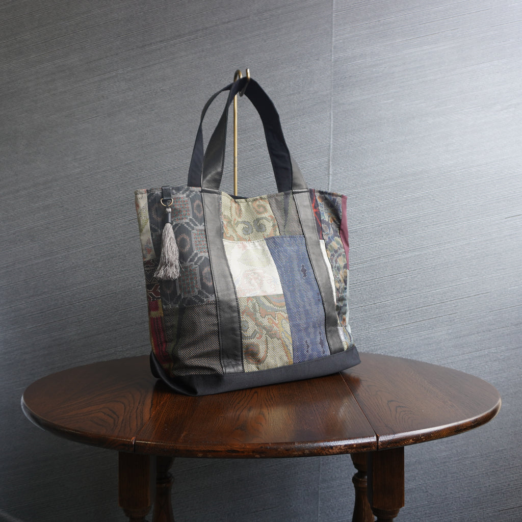 パッチワーク仕様のトートバッグ K168