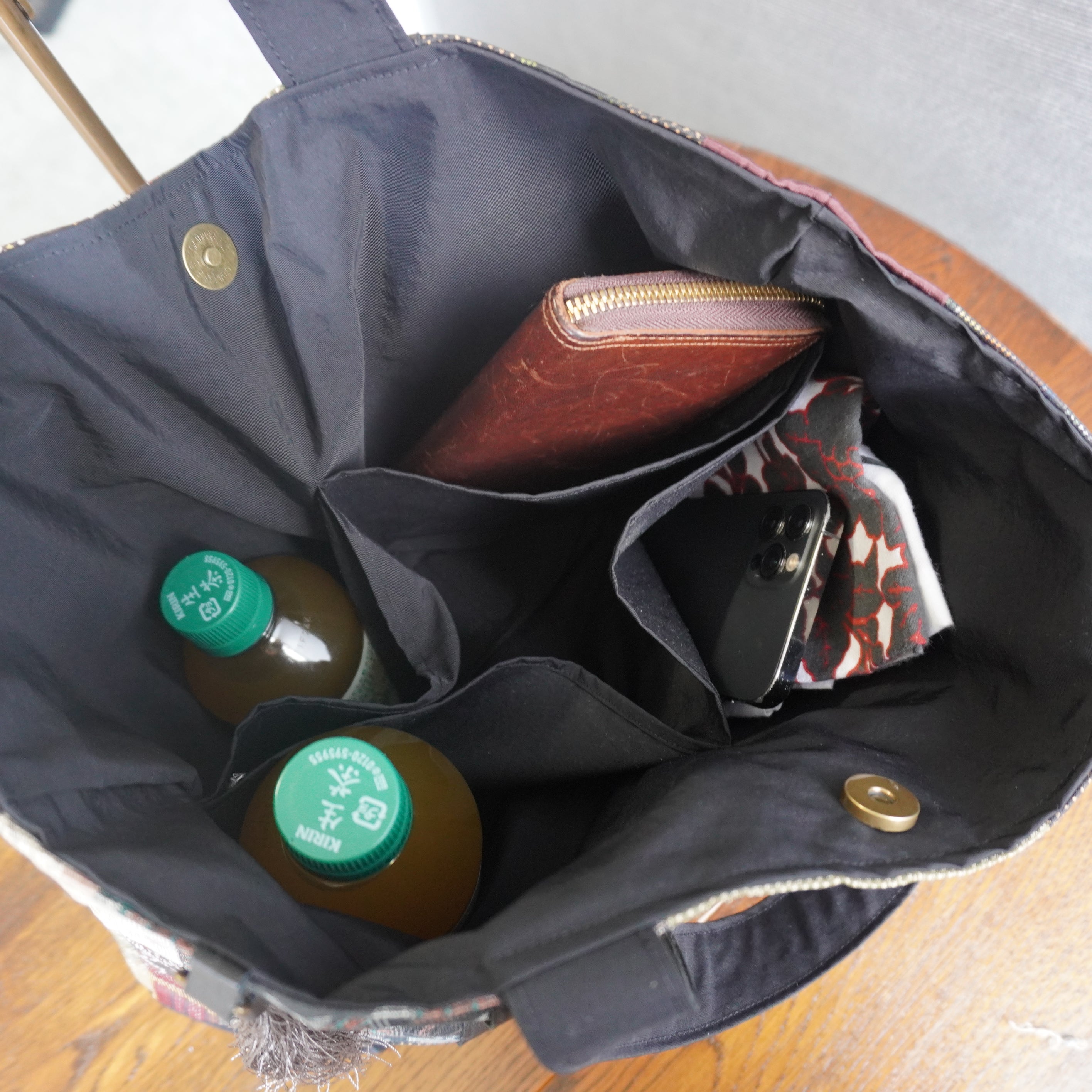 パッチワーク仕様のトートバッグ K168