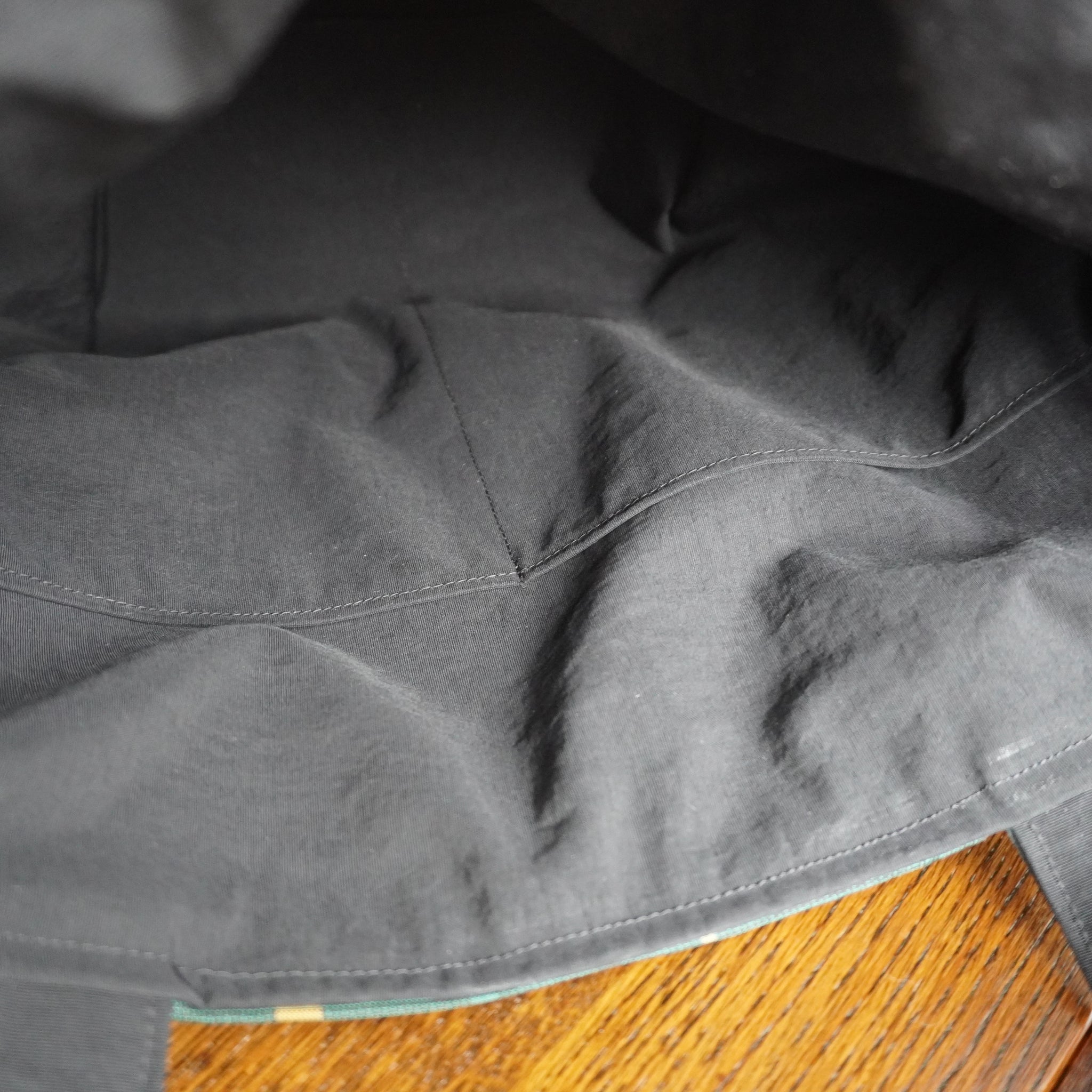 パッチワーク仕様のミニトートバッグ K169