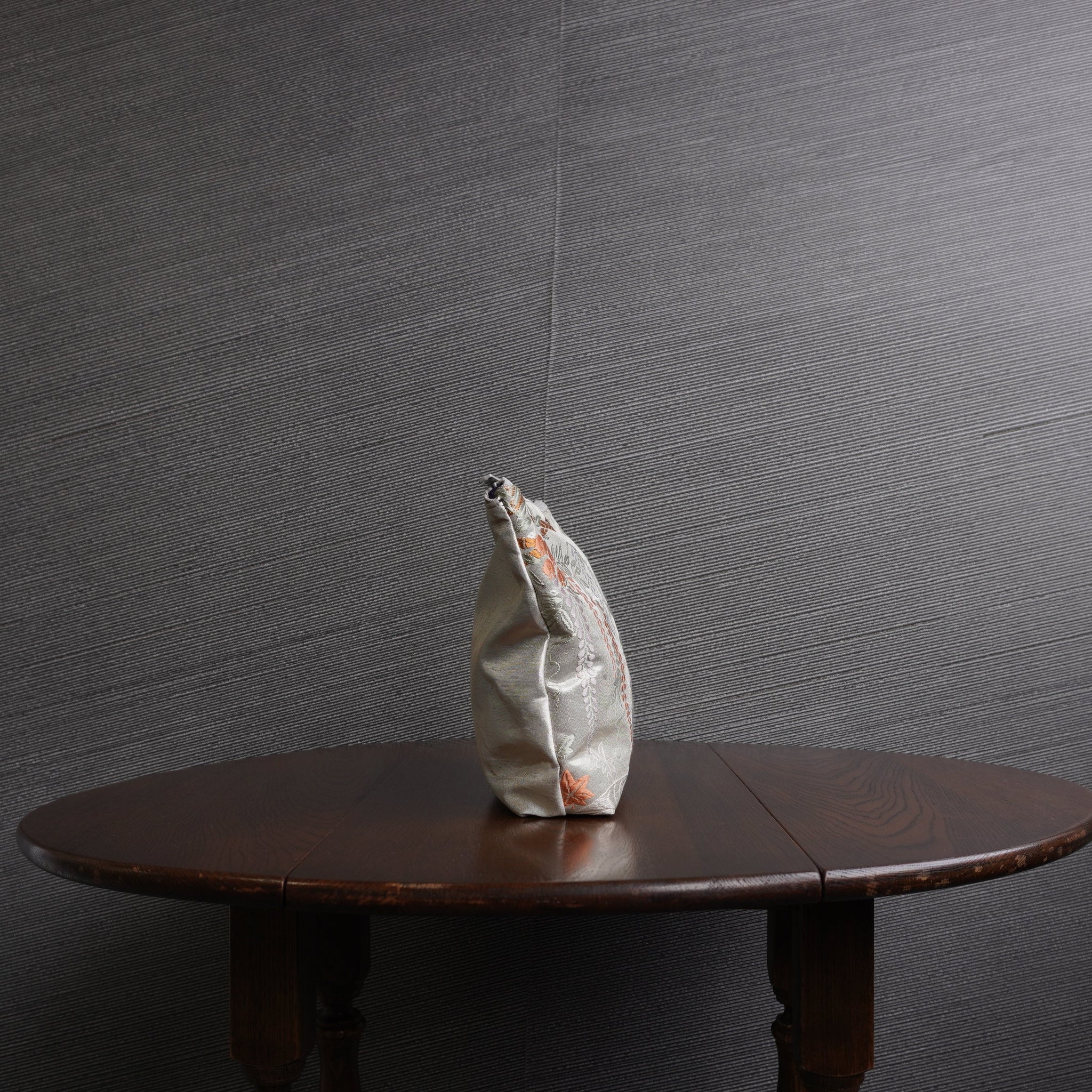 着物帯を使用したポーチ　K213