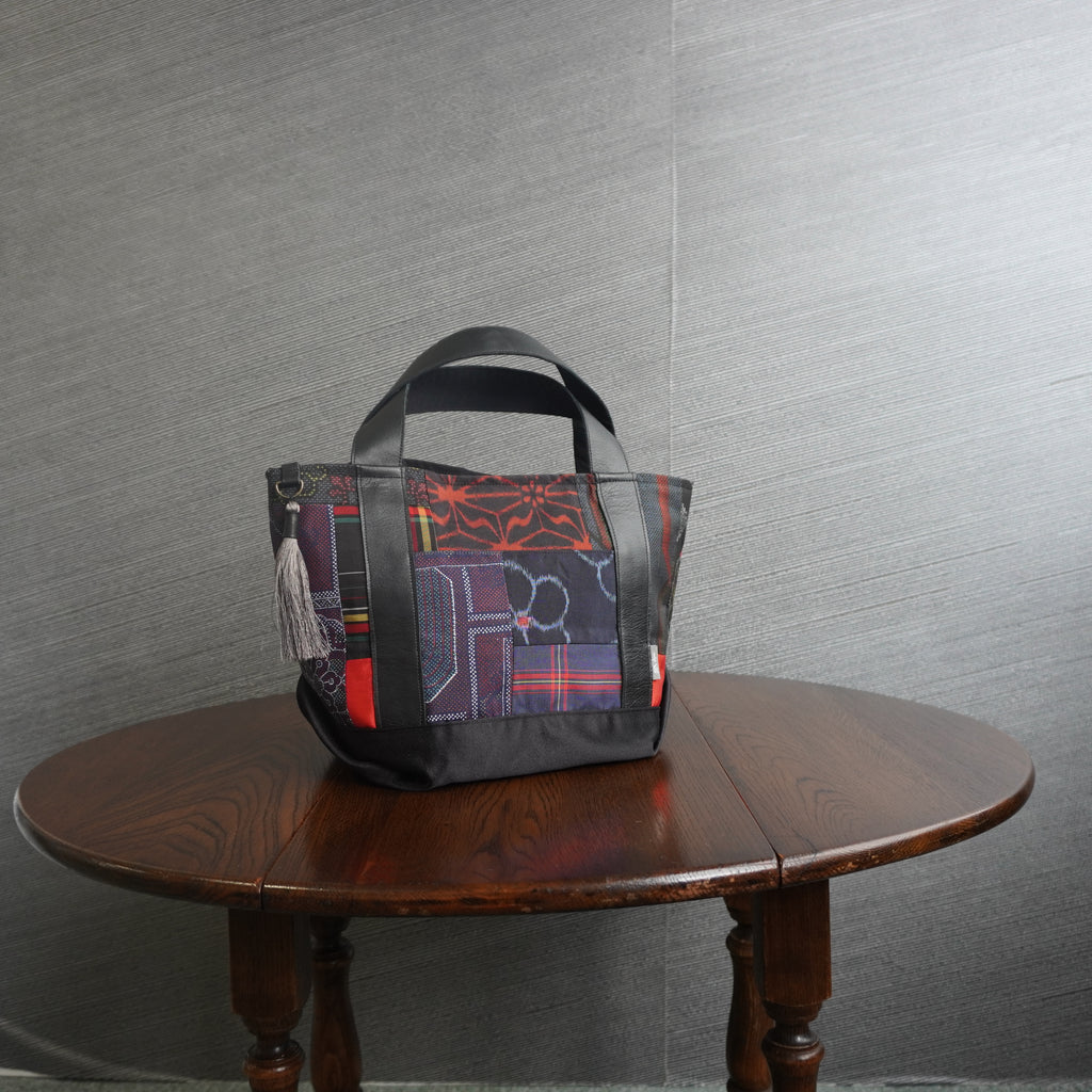 上質な着物リメイク　アップサイクルバッグ　レザーバッグ　K170