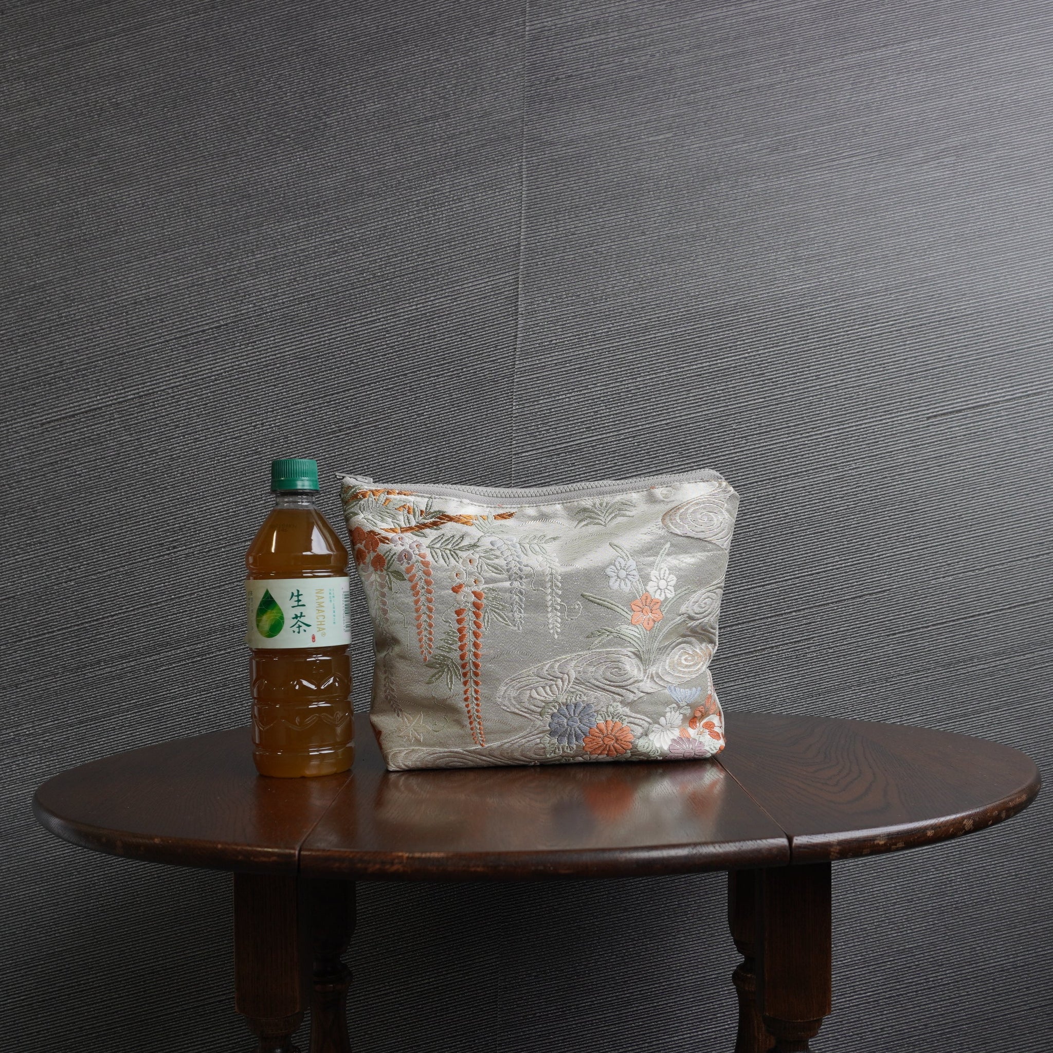 着物帯を使用したポーチ　K213