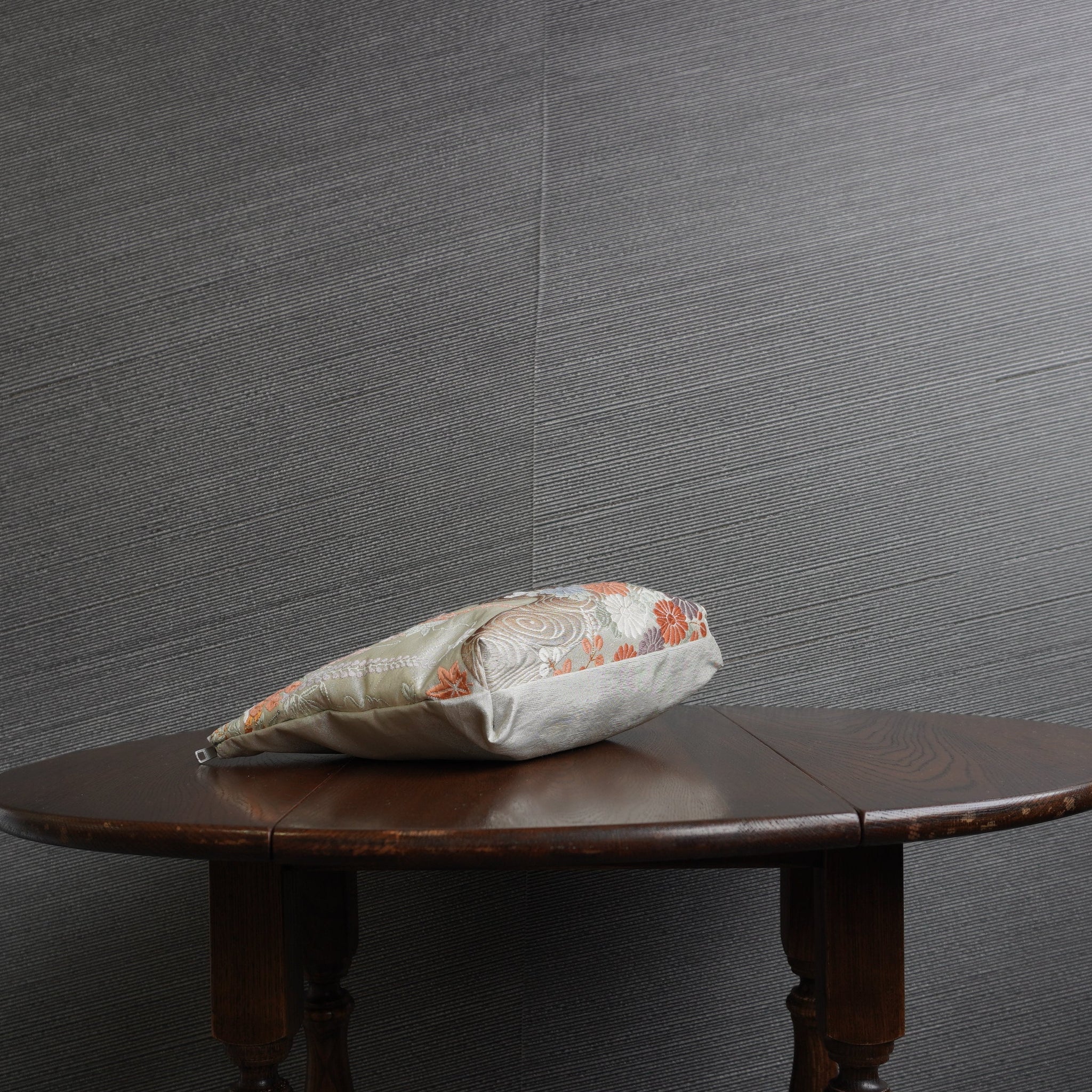 着物帯を使用したポーチ　K213