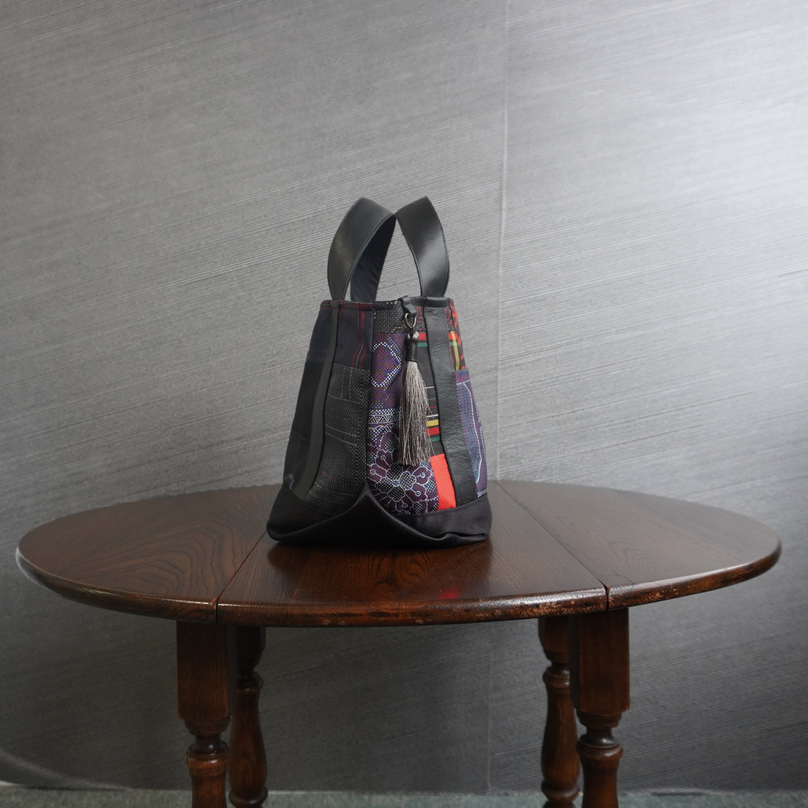 上質な着物リメイク　アップサイクルバッグ　レザーバッグ　K170