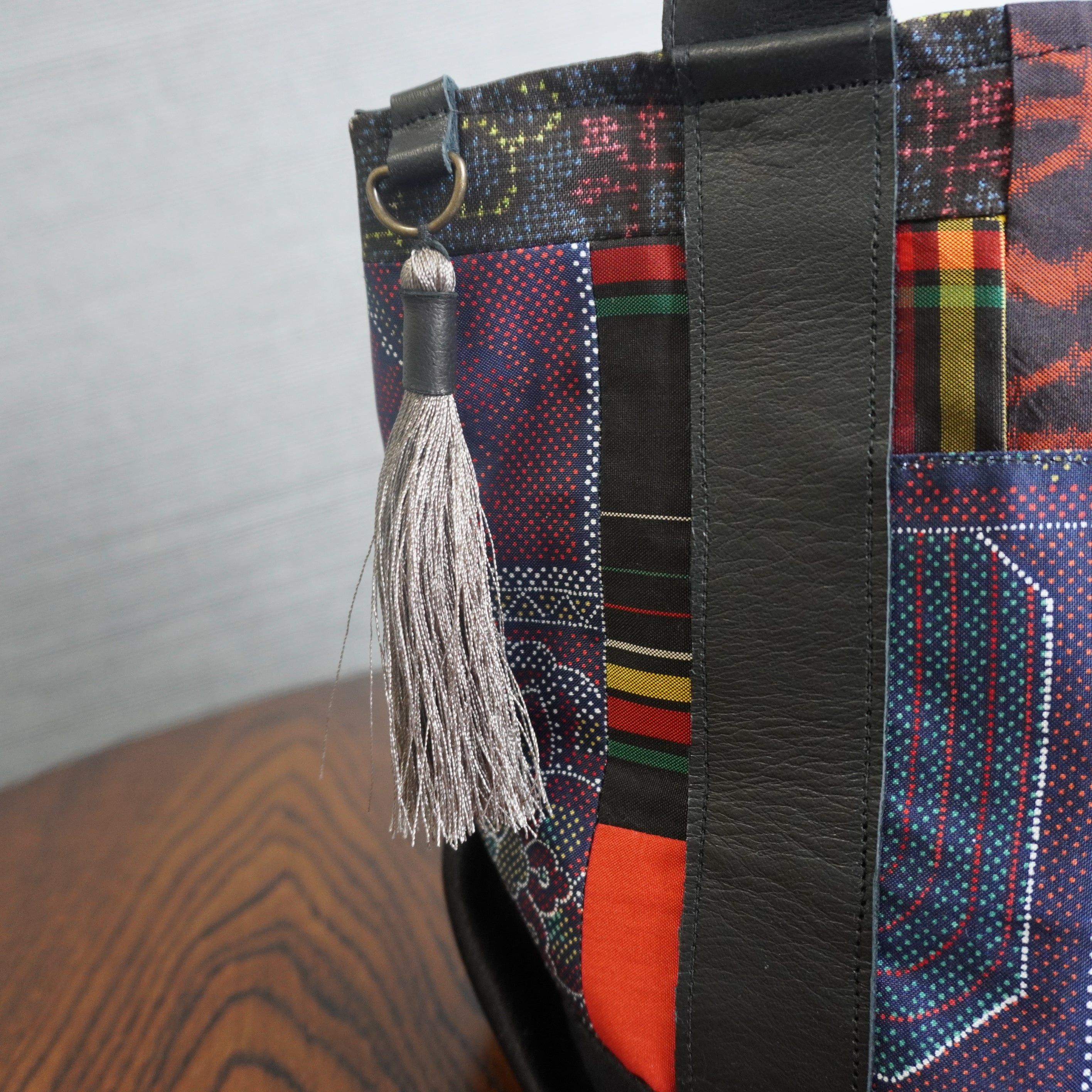 上質な着物リメイク　アップサイクルバッグ　レザーバッグ　K170