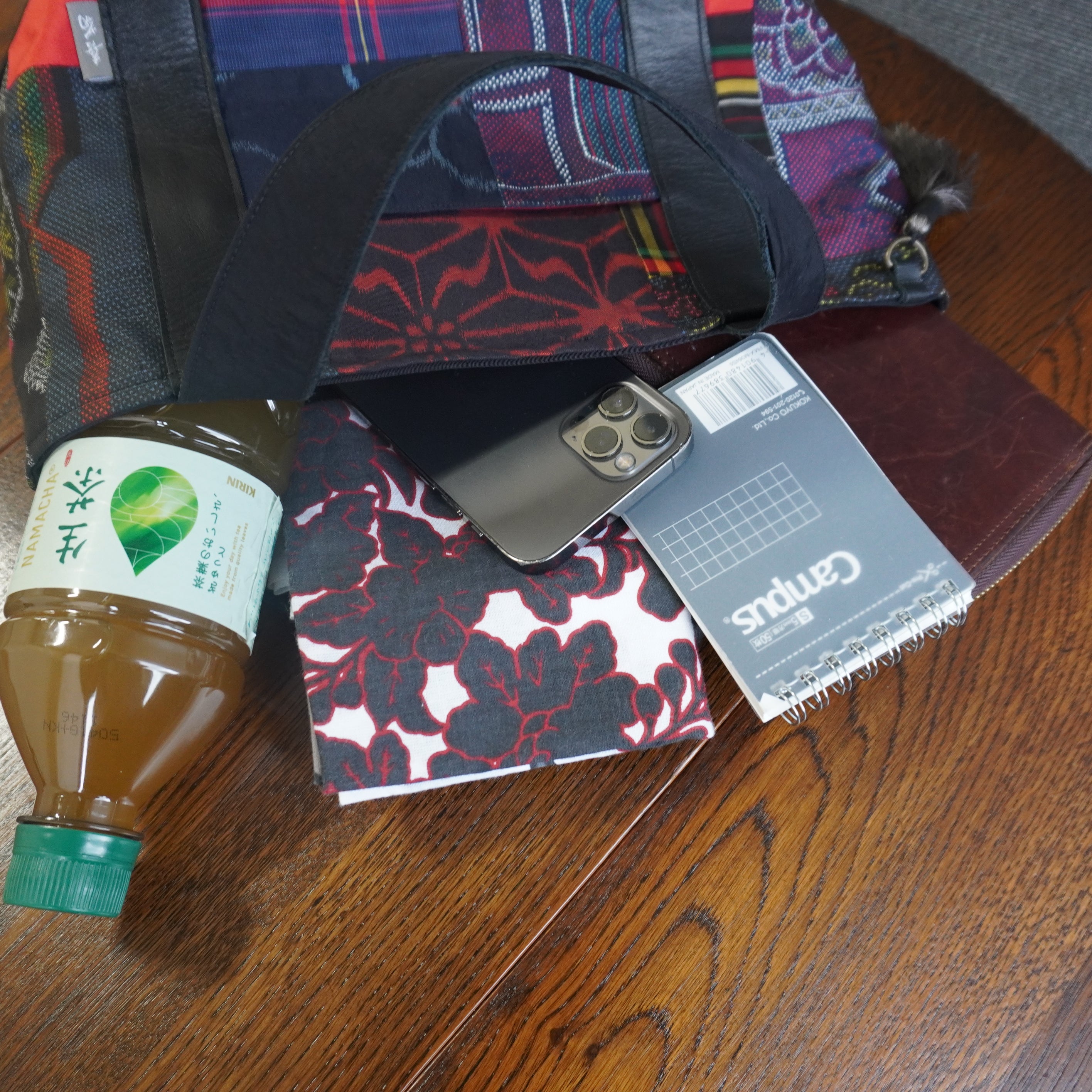 上質な着物リメイク　アップサイクルバッグ　レザーバッグ　K170