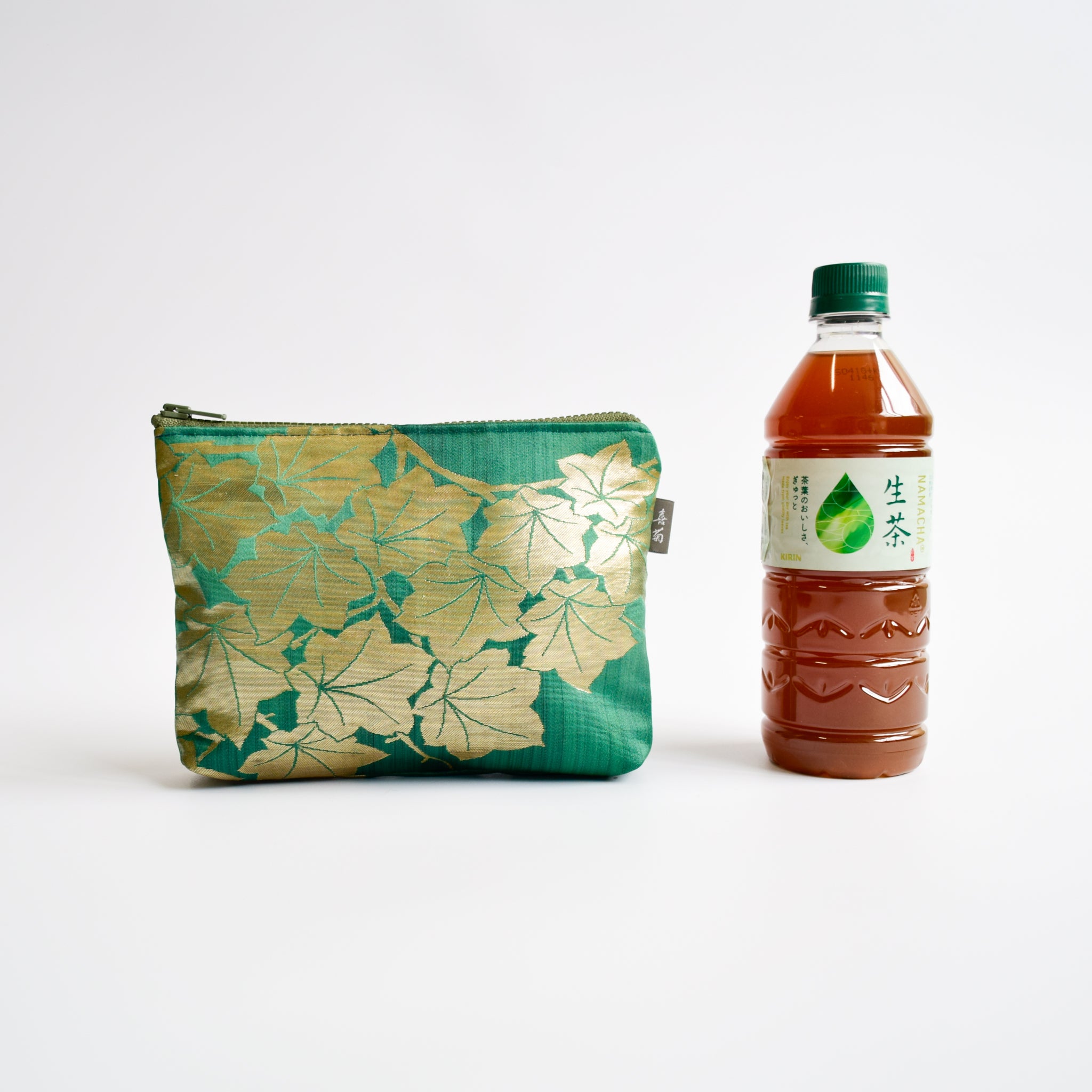 Pouch using kimono obi K228