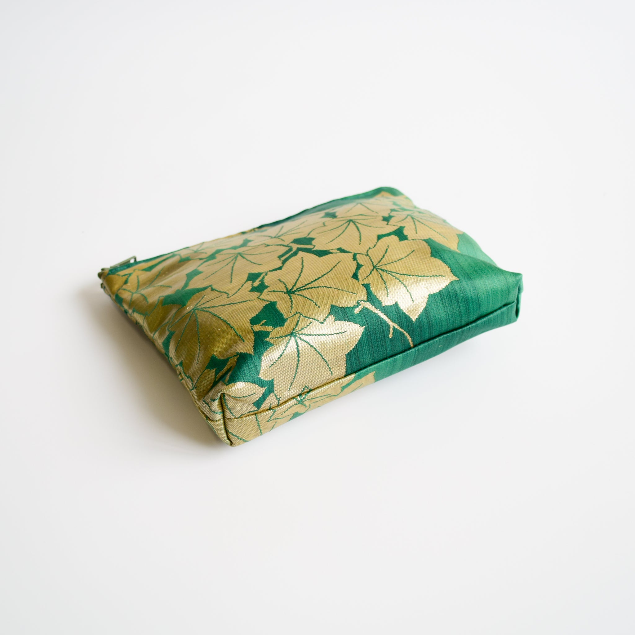 Pouch using kimono obi K228