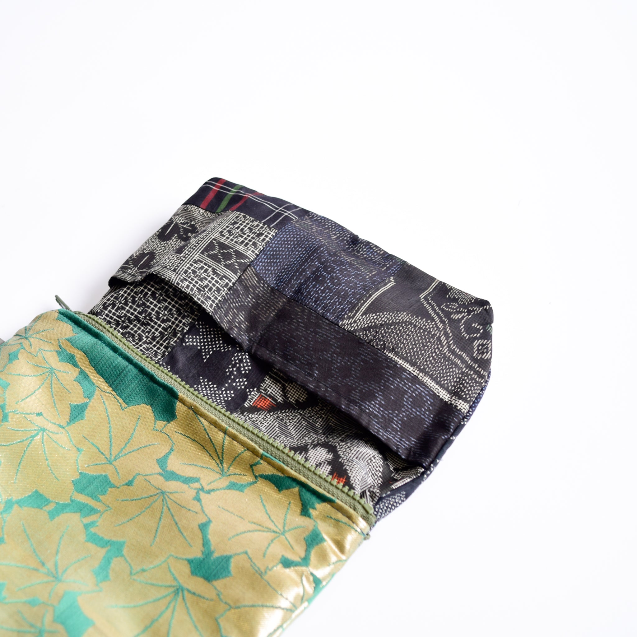 Pouch using kimono obi K228
