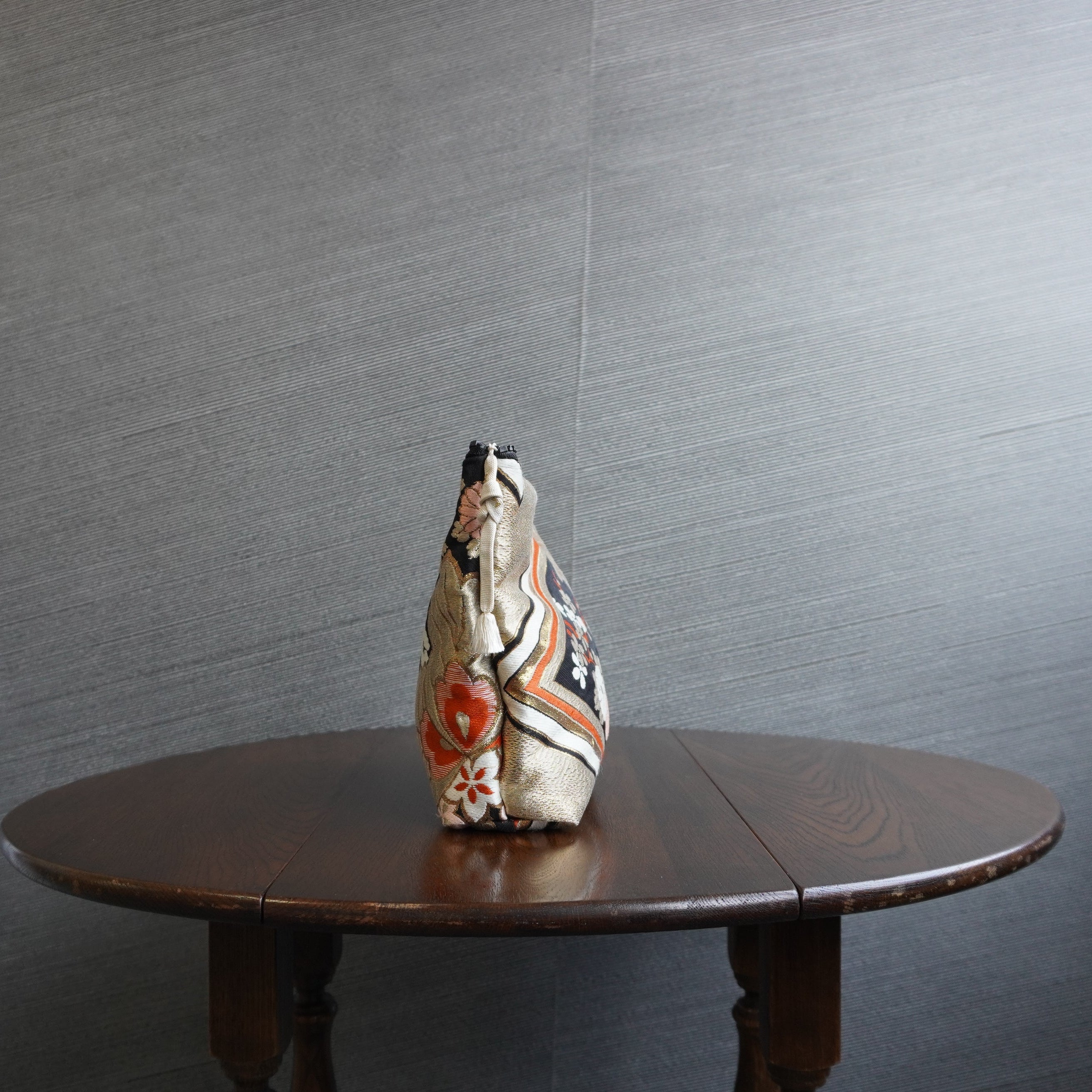 着物帯を使用したポーチ　K156