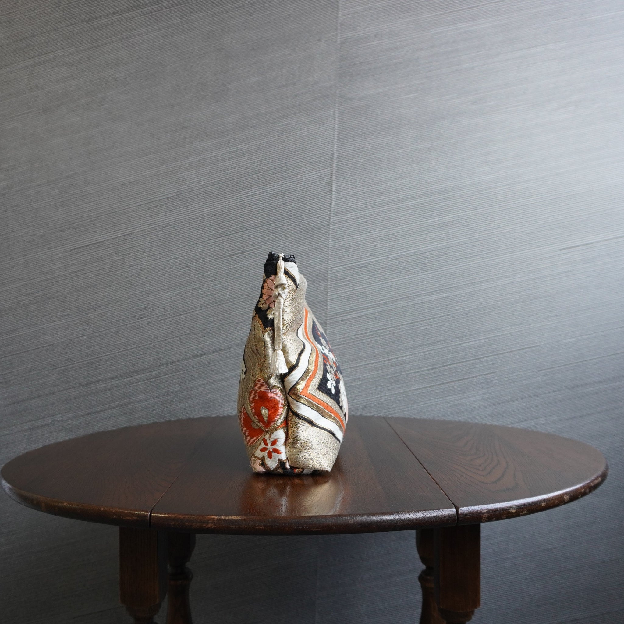 着物帯を使用したポーチ　K156