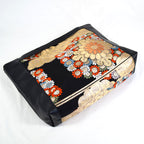 黒地に菊模様のレザートートバッグ　K002