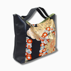 黒地に菊模様のレザートートバッグ　K002