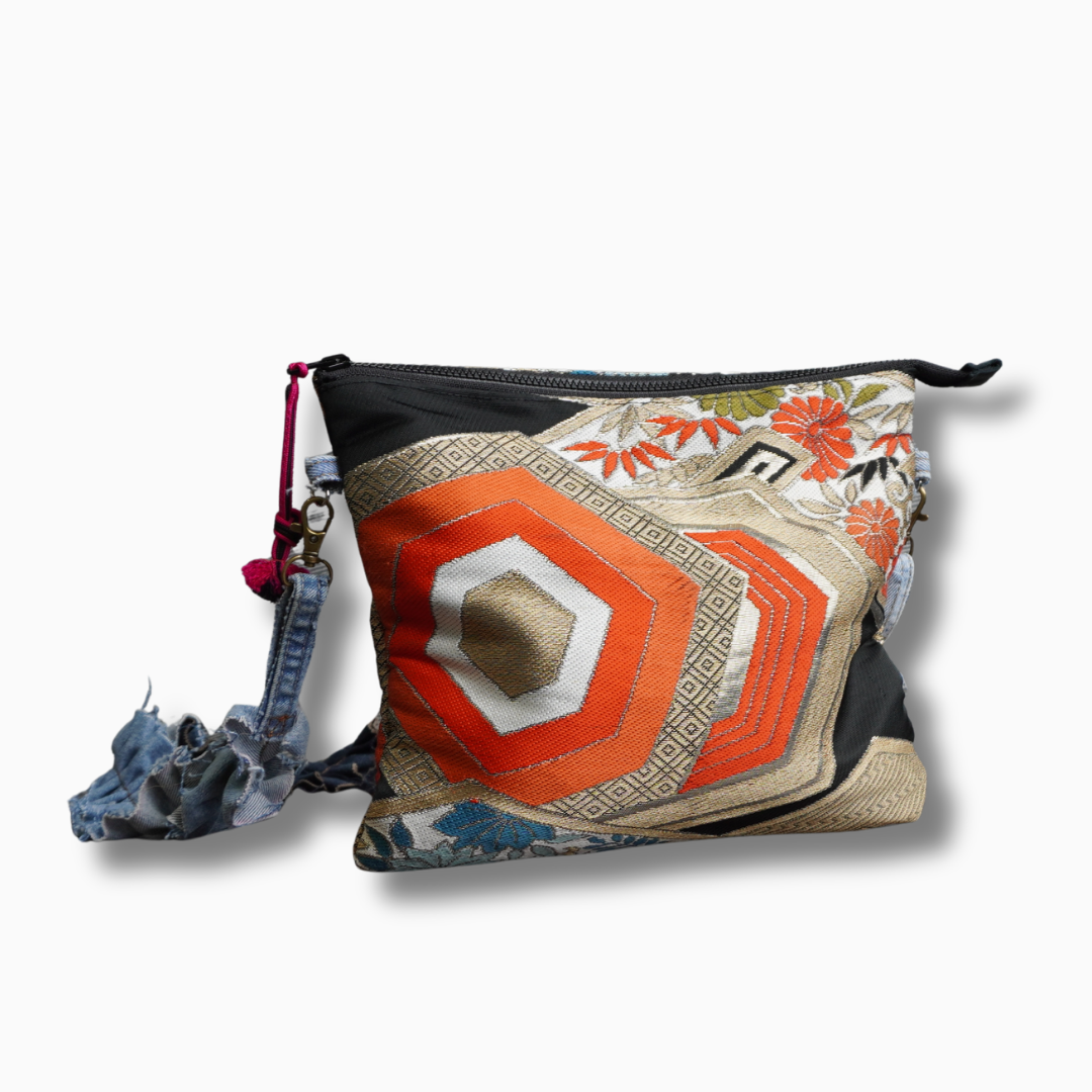 着物帯を使用したショルダーポーチ　K005