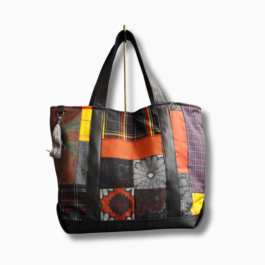 パッチワーク仕様のトートバッグ K157