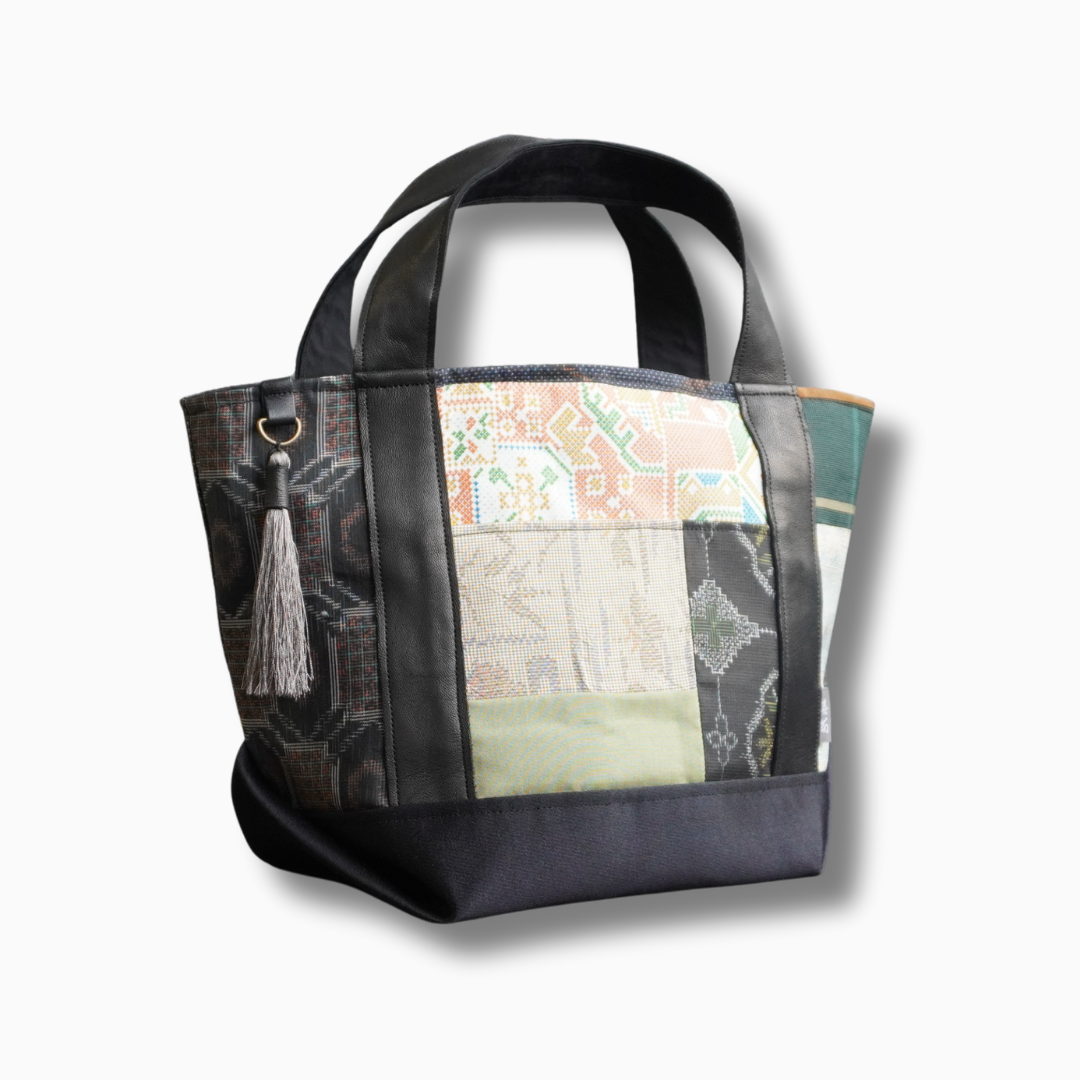 パッチワーク仕様のミニトートバッグ K158