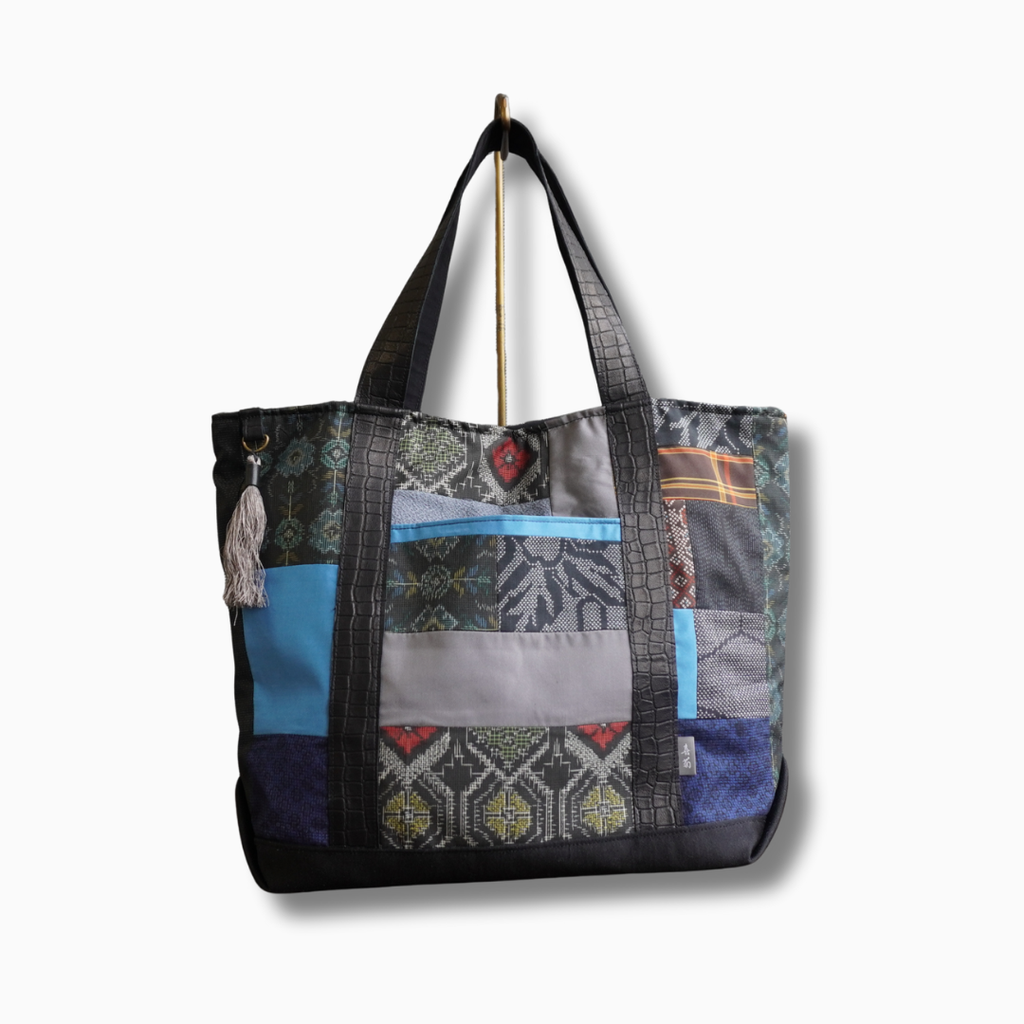 パッチワーク仕様のトートバッグ K163