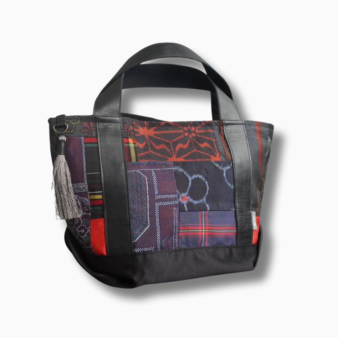 上質な着物リメイク　アップサイクルバッグ　レザーバッグ　K170